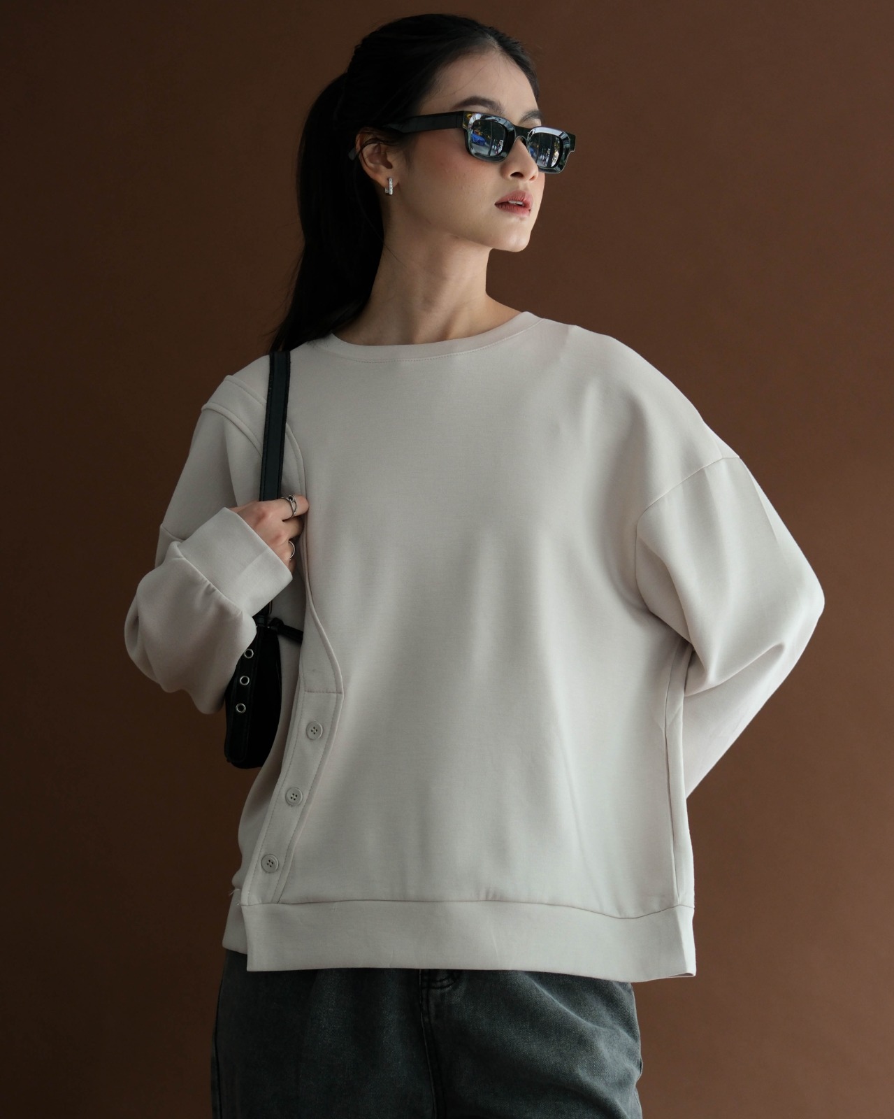 Ozora Blouse Beige - Image 3