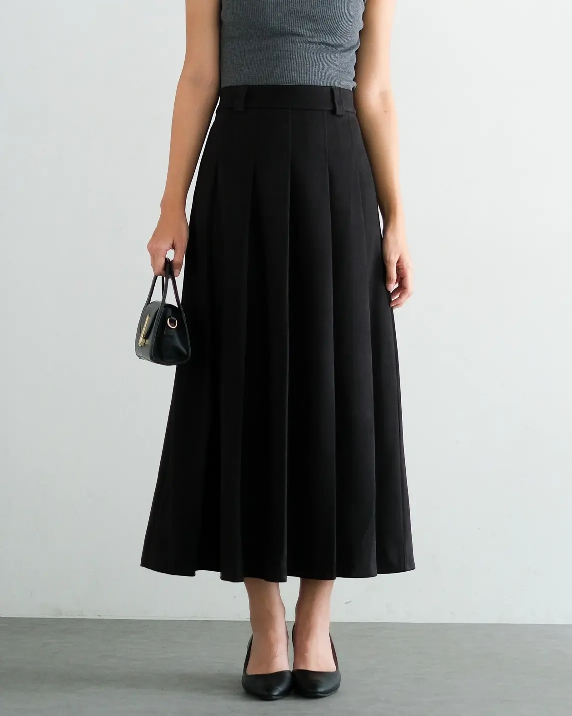 Xevera Skirt Kode 8973 Black