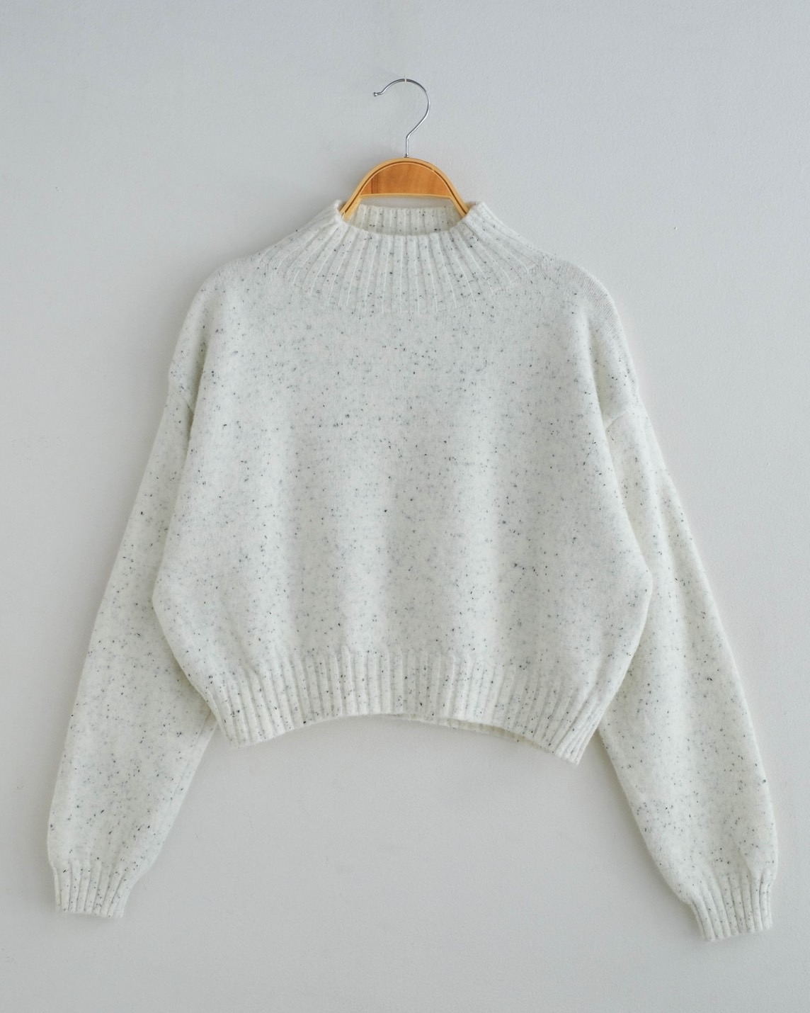 Berina Turtleneck Longsleeve Kode 213D Broken White