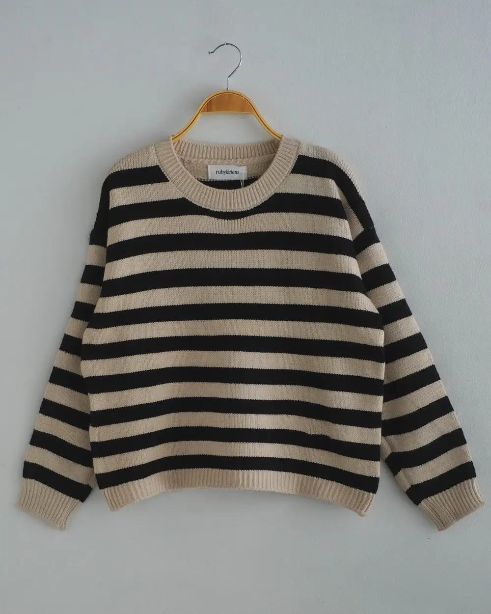 Giana Stripe Longsleeve Kode 218D Beige