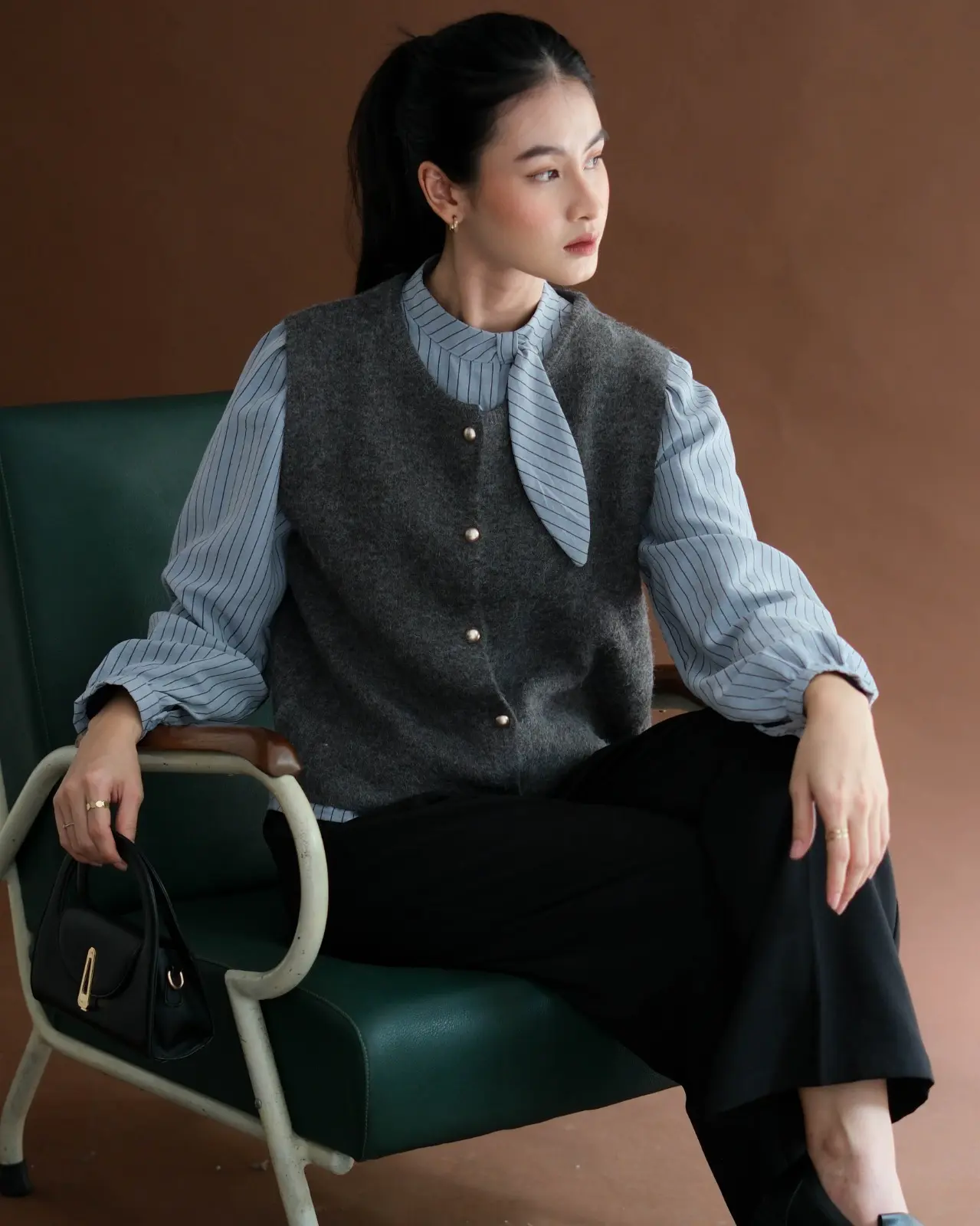 Xaviera Set Kode 214D Dark Grey - Image 3