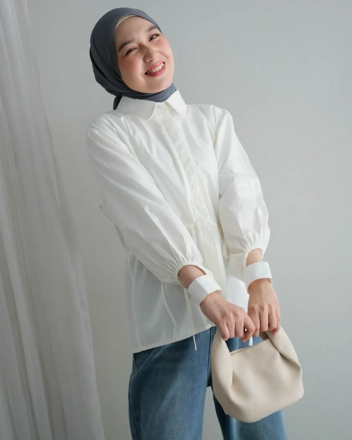 Alternative view of Galena Shirt Broken White