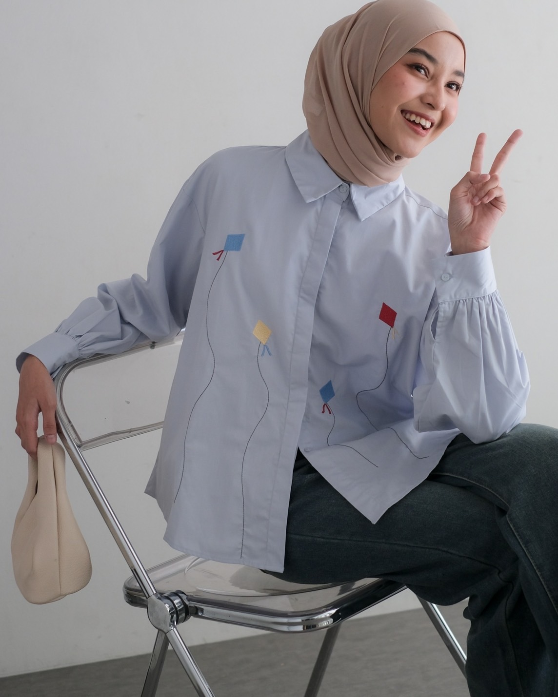 Alternative view of Kites Shirt Kode 1409 Light Blue