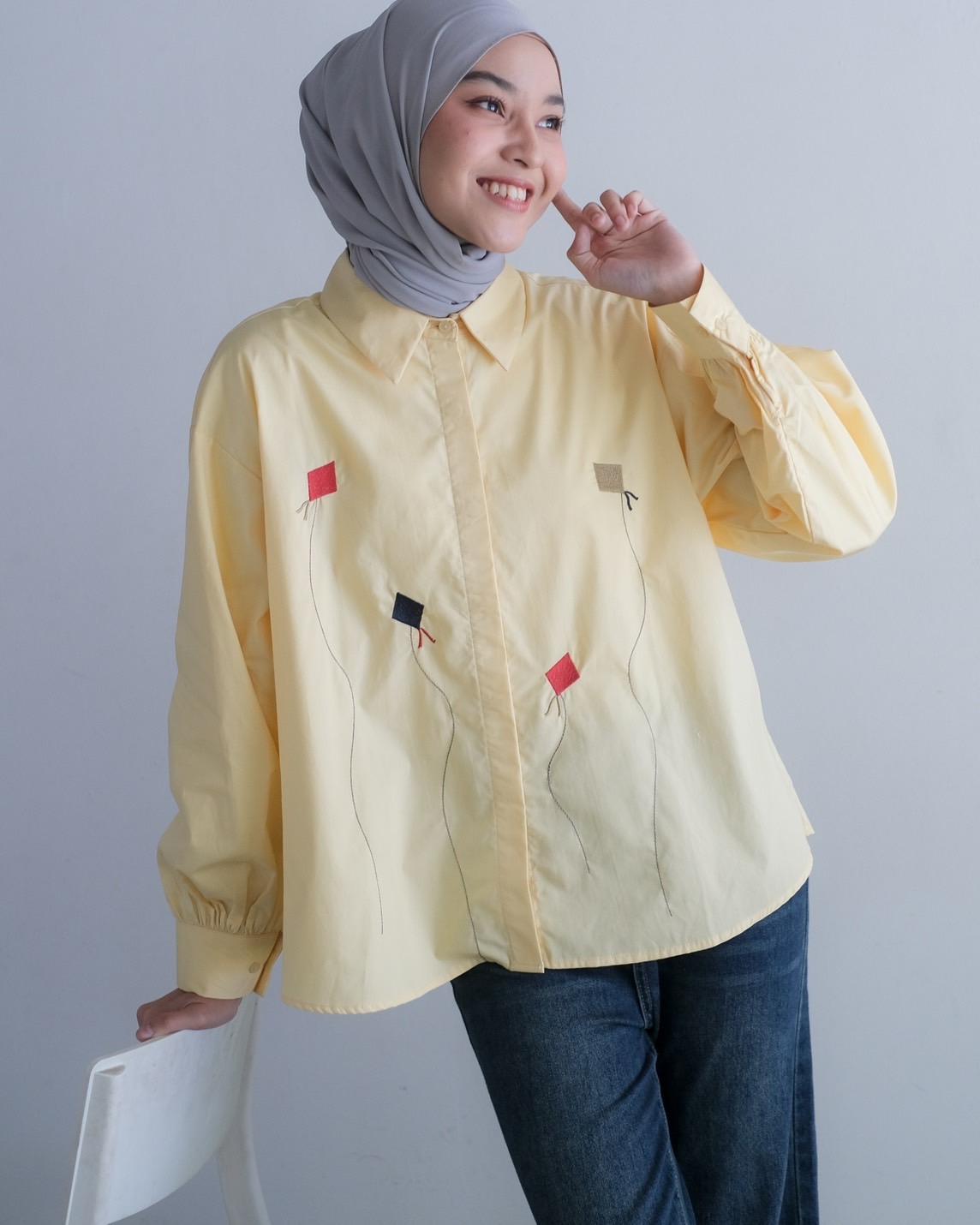 Alternative view of Kites Shirt Kode 1409 Yellow