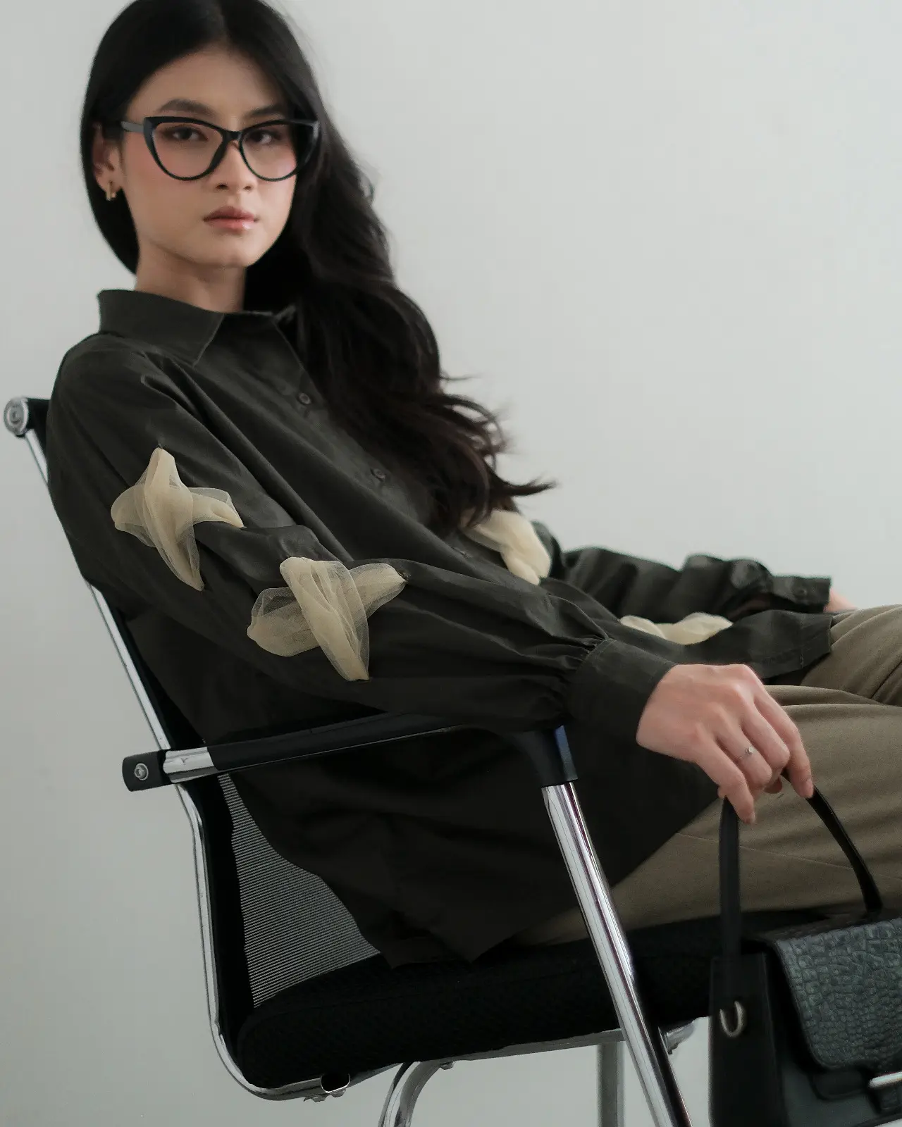 Alternative view of Reigner Shirt Dark Army