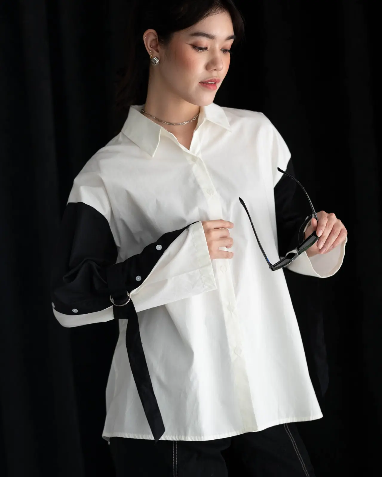 Nimamo Shirt Kode 20290 Broken White-Black