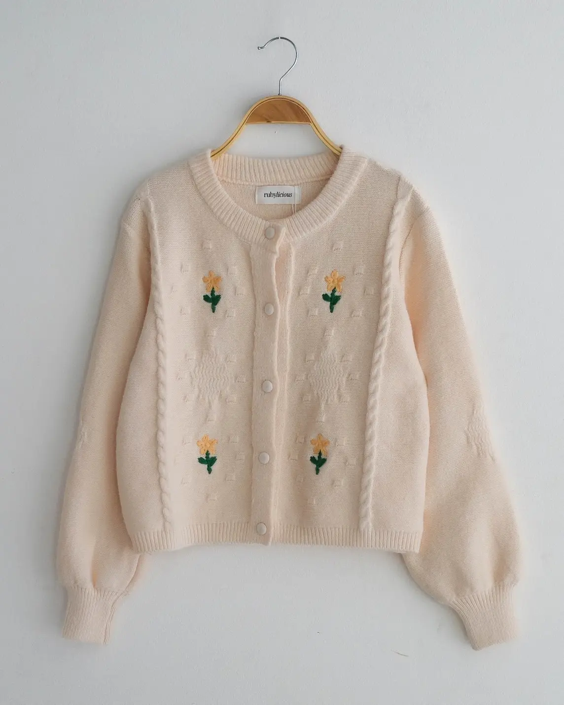 Ocena Cardi Kode 219D Cream