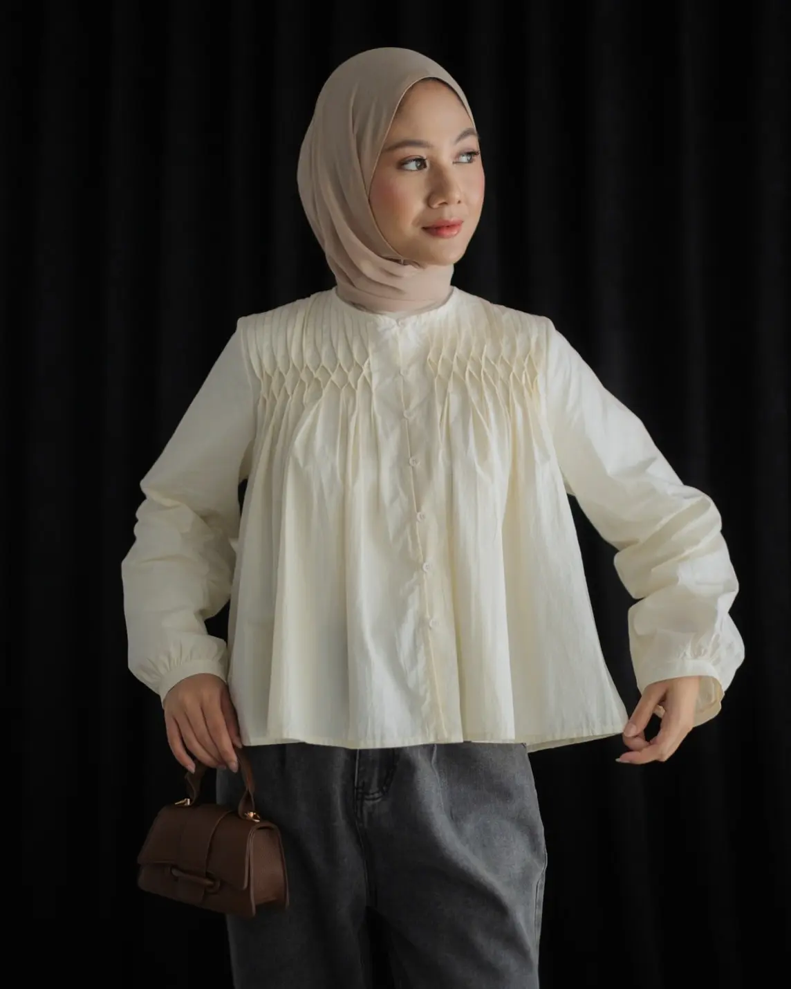 Iritha Shirt Kode 355E Ivory - Image 3