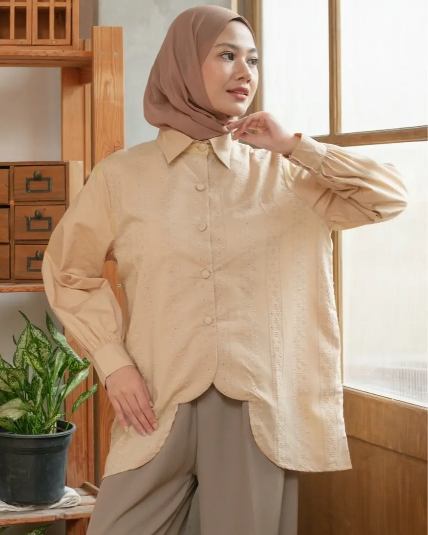 Nathanya Shirt Cream