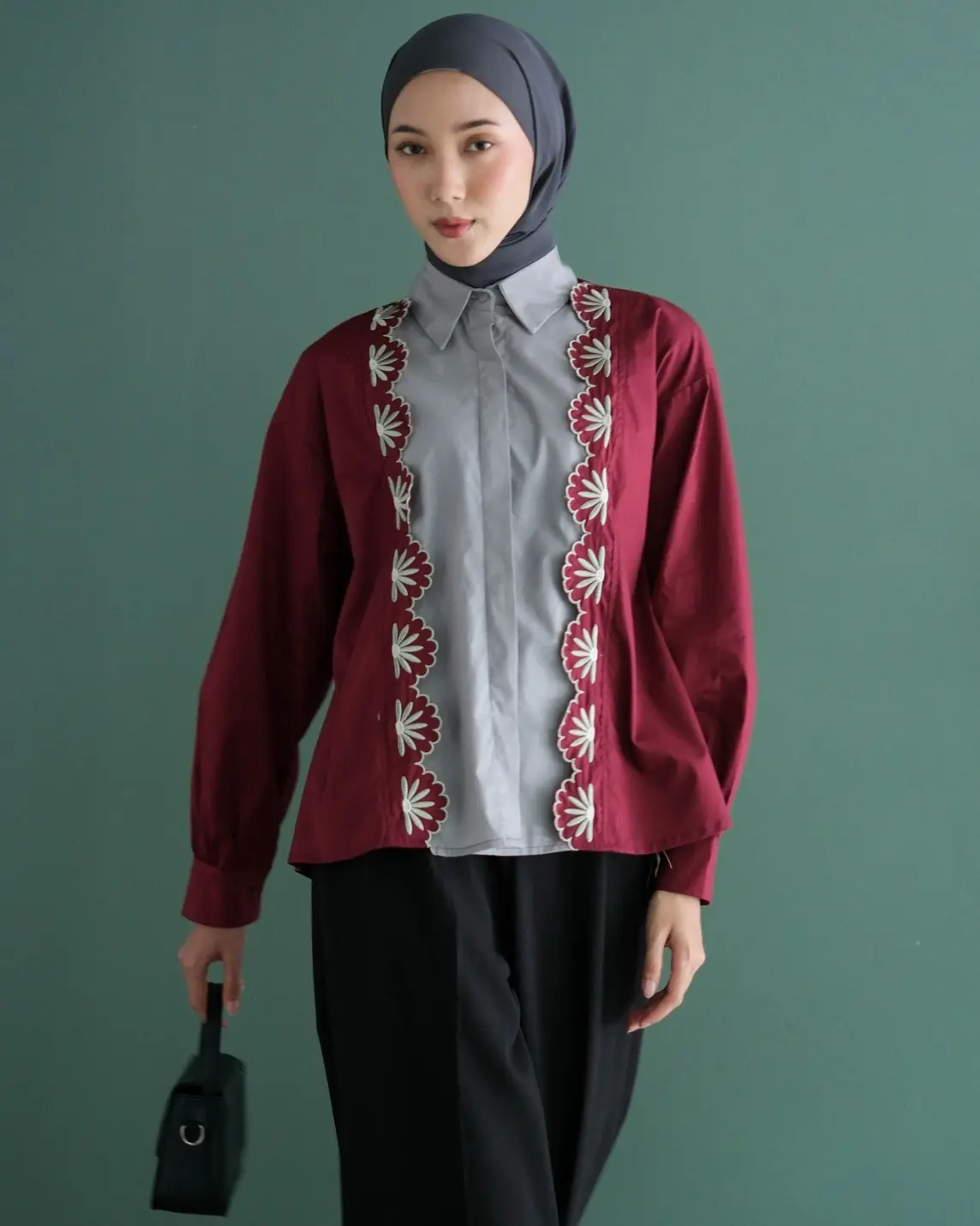 Laudy Shirt Kode 20318 Maroon