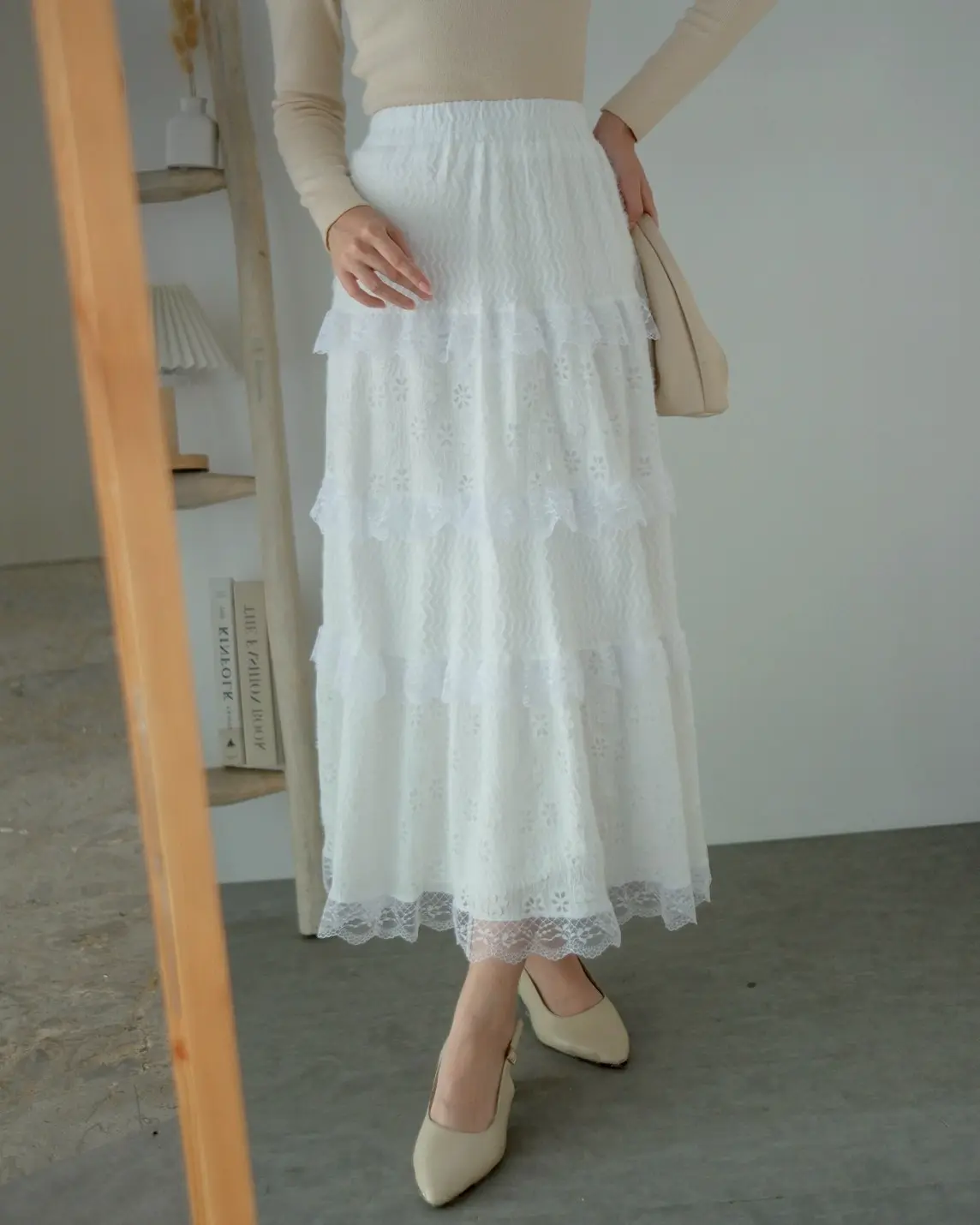 Livyra Skirt Kode 224E White - Image 3