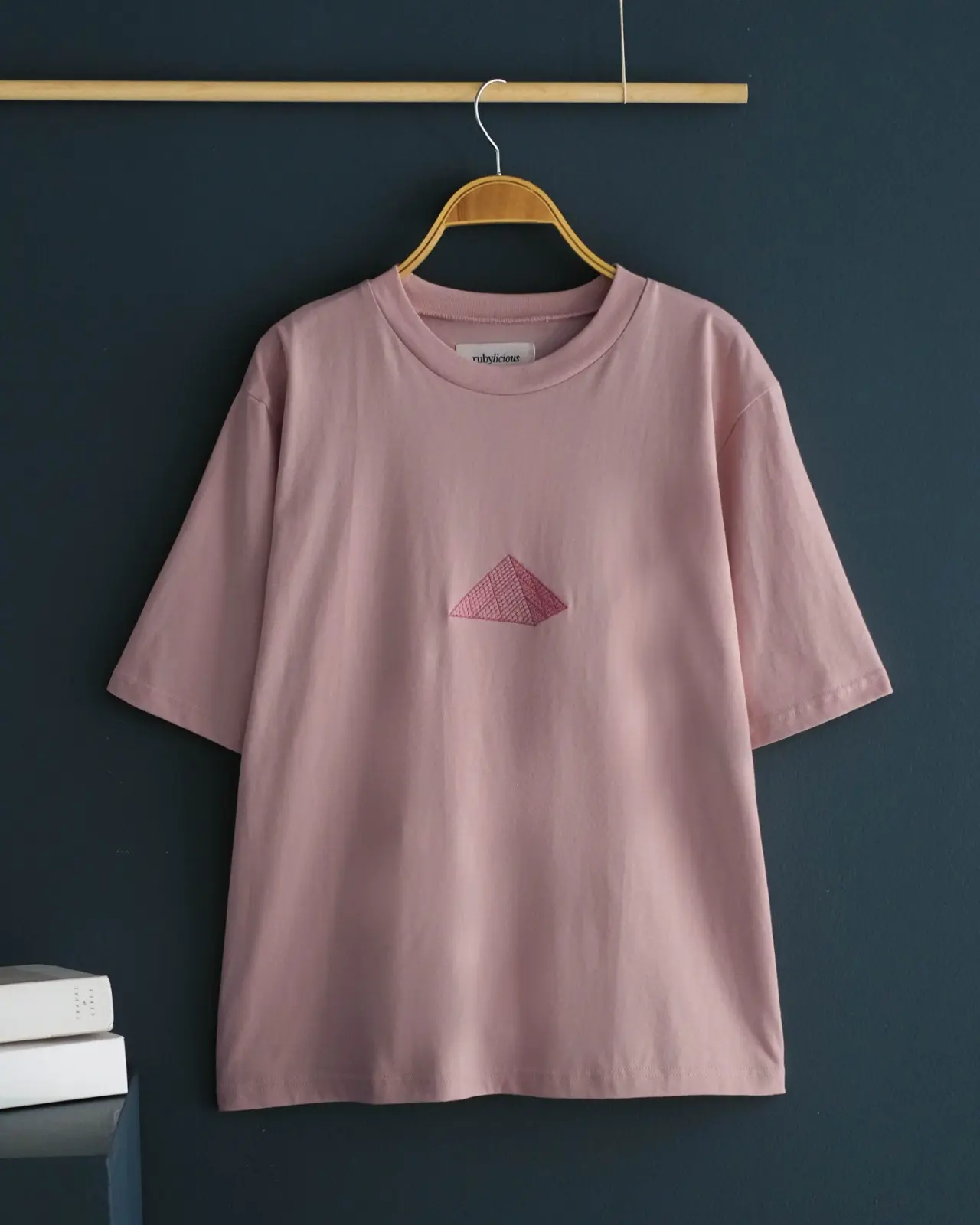 Louvre T-Shirt Dusty Pink