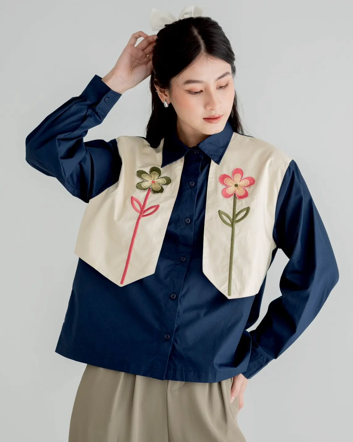 Sofia Shirt Navy - Image 3