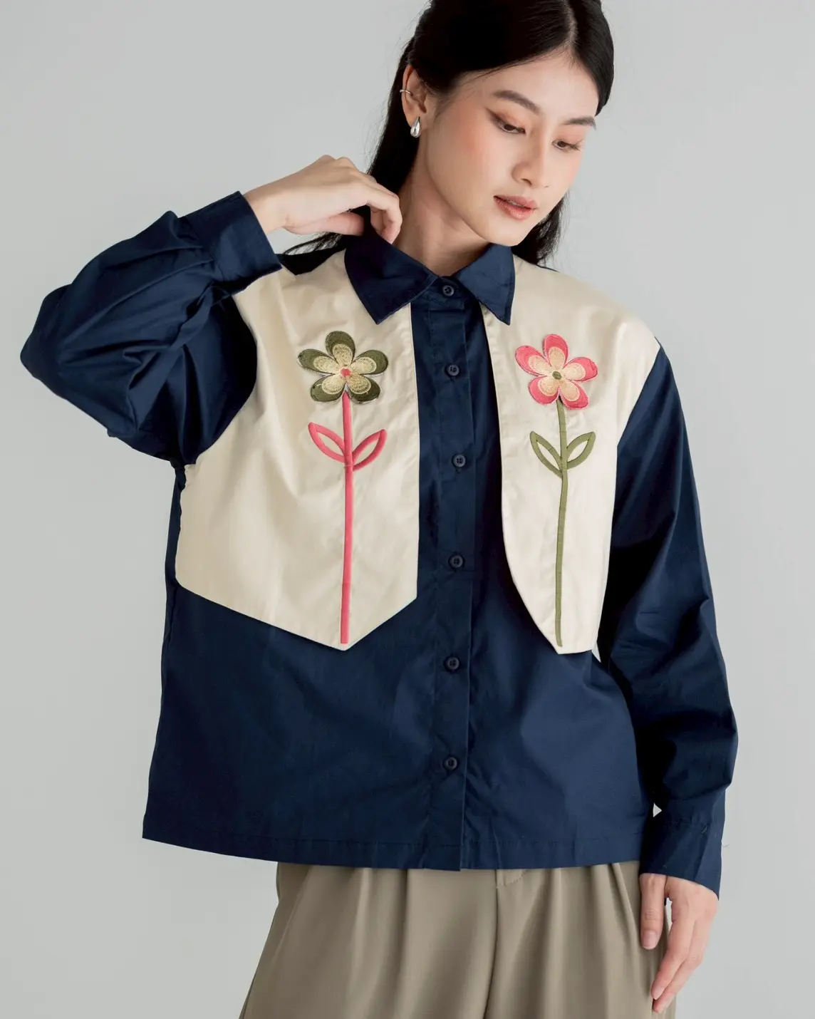 Sofia Shirt Navy - Image 2