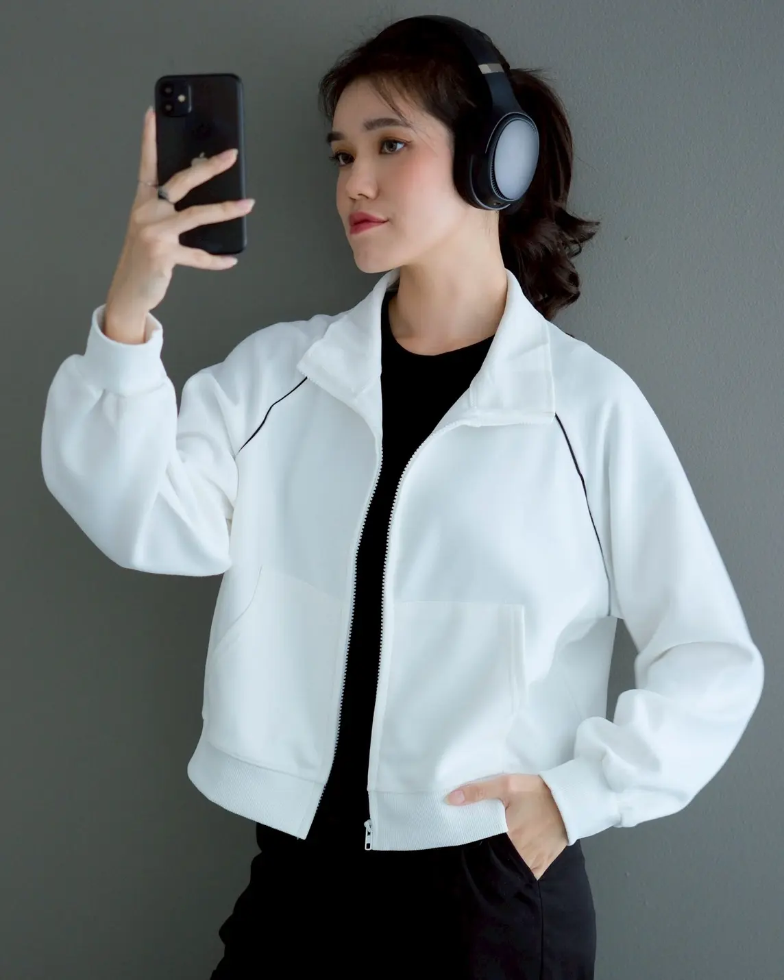 Nesara Jacket Kode 622E White