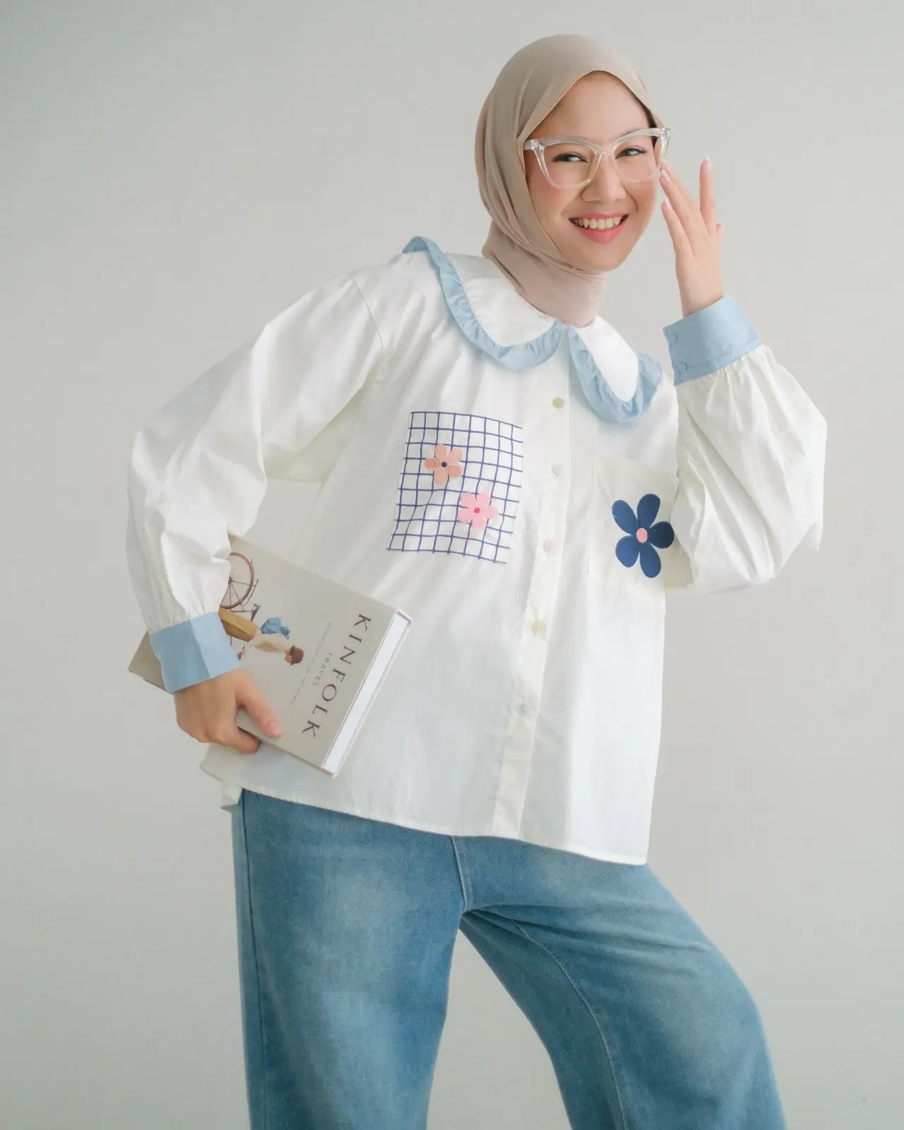 Audre Shirt Kode 1408 Broken White-Blue
