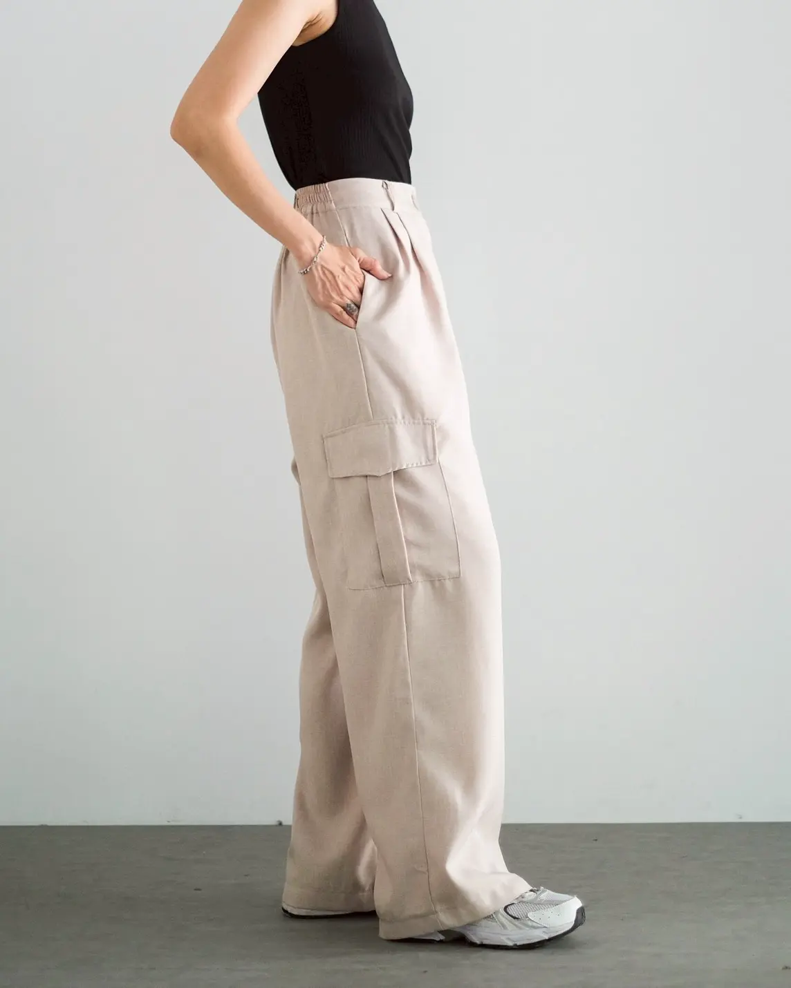 Genaya Cargo Pants Beige - Image 2