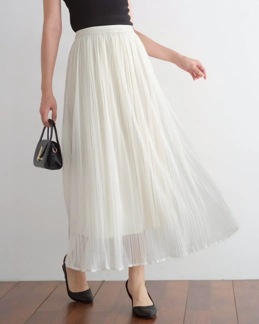 Haidy Skirt Kode 235F Ivory