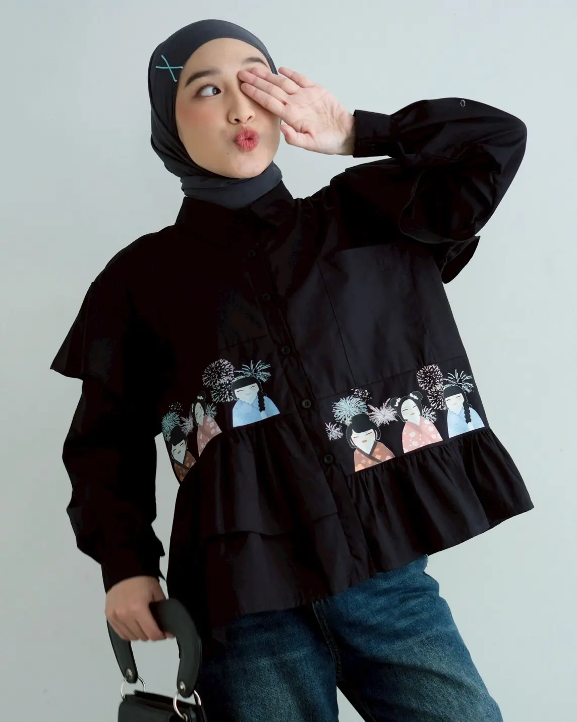 Ayame Shirt Black - Image 2