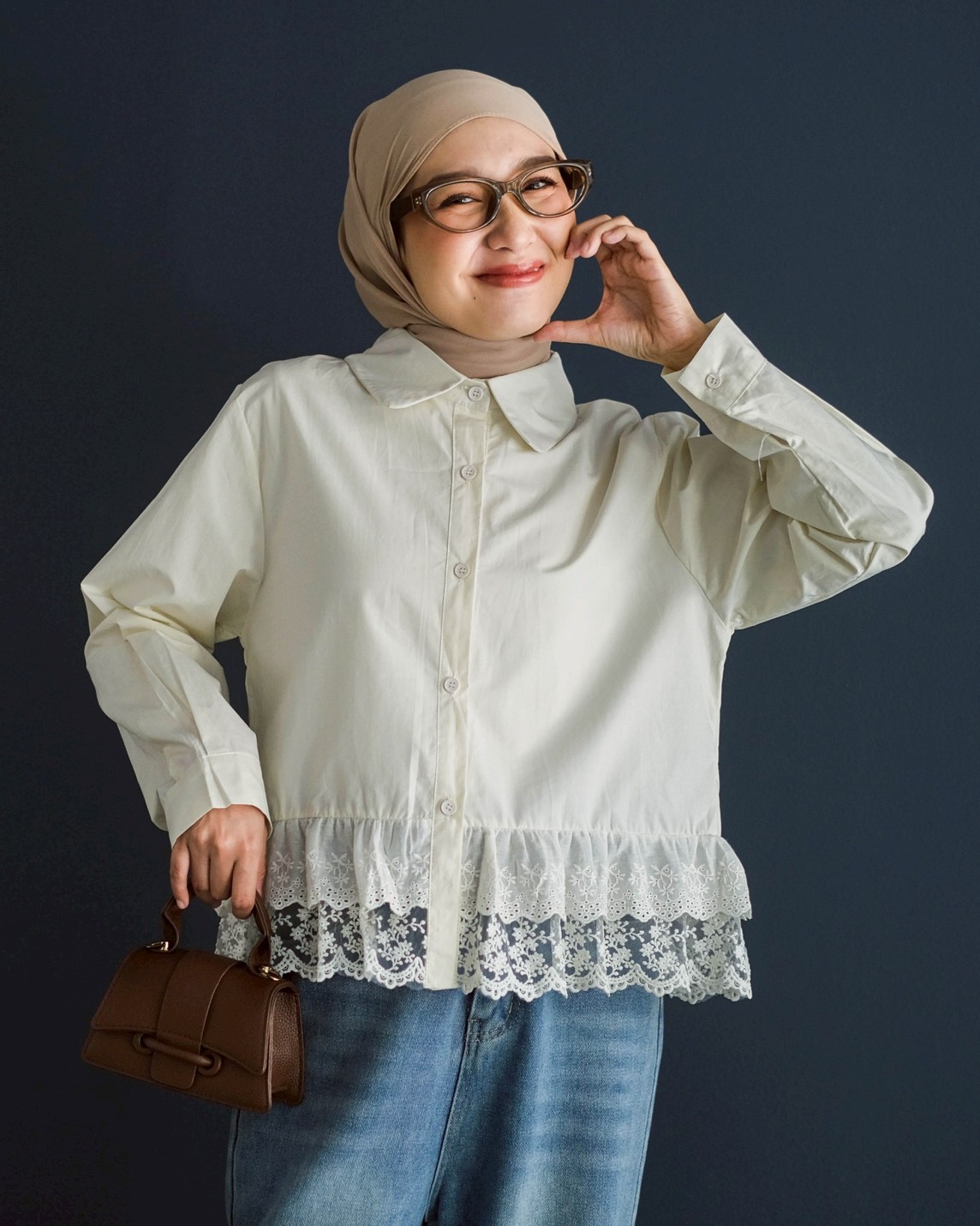 Ingrid Shirt Kode 169F Broken White