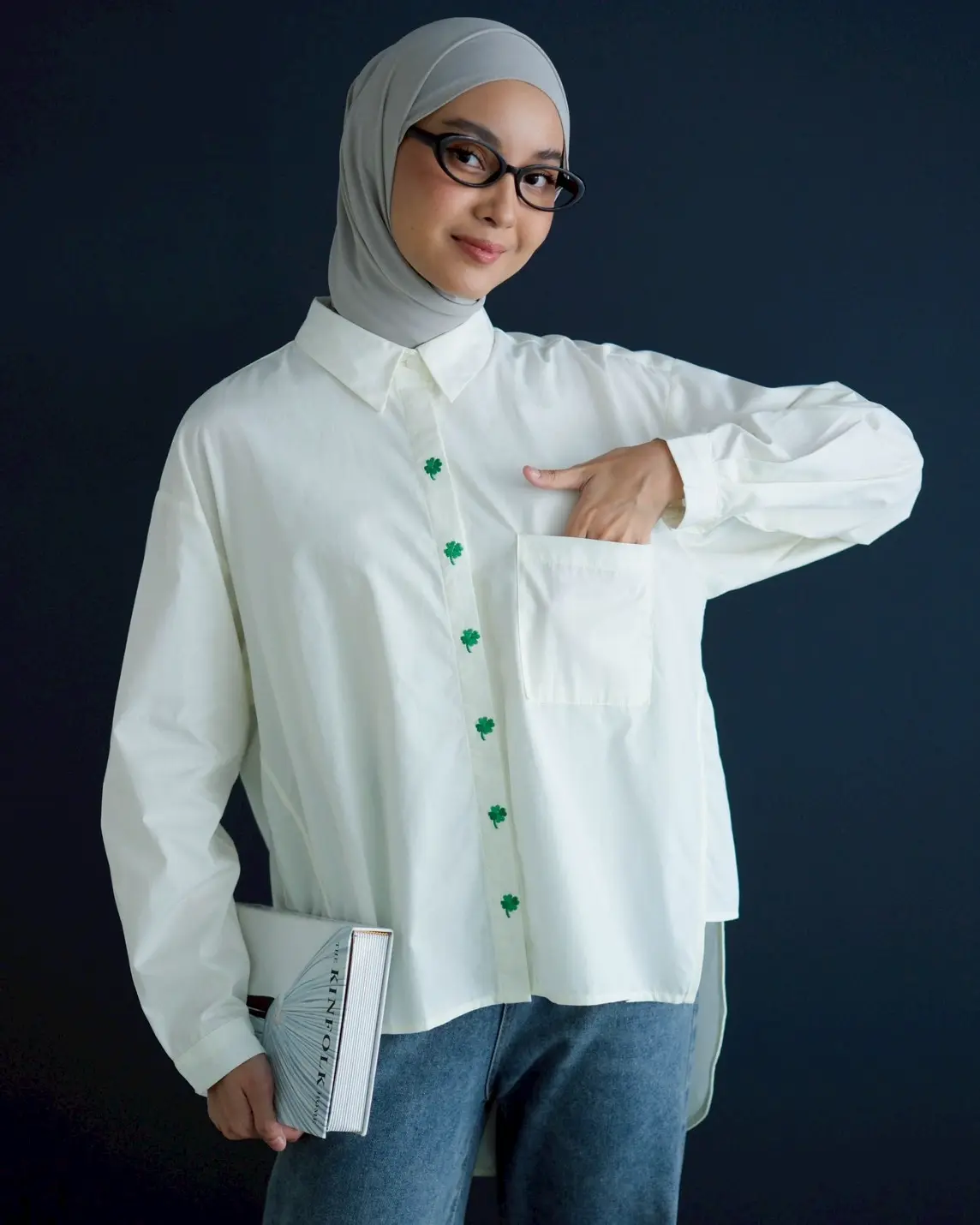Suerte Shirt Kode 60102 Broken White