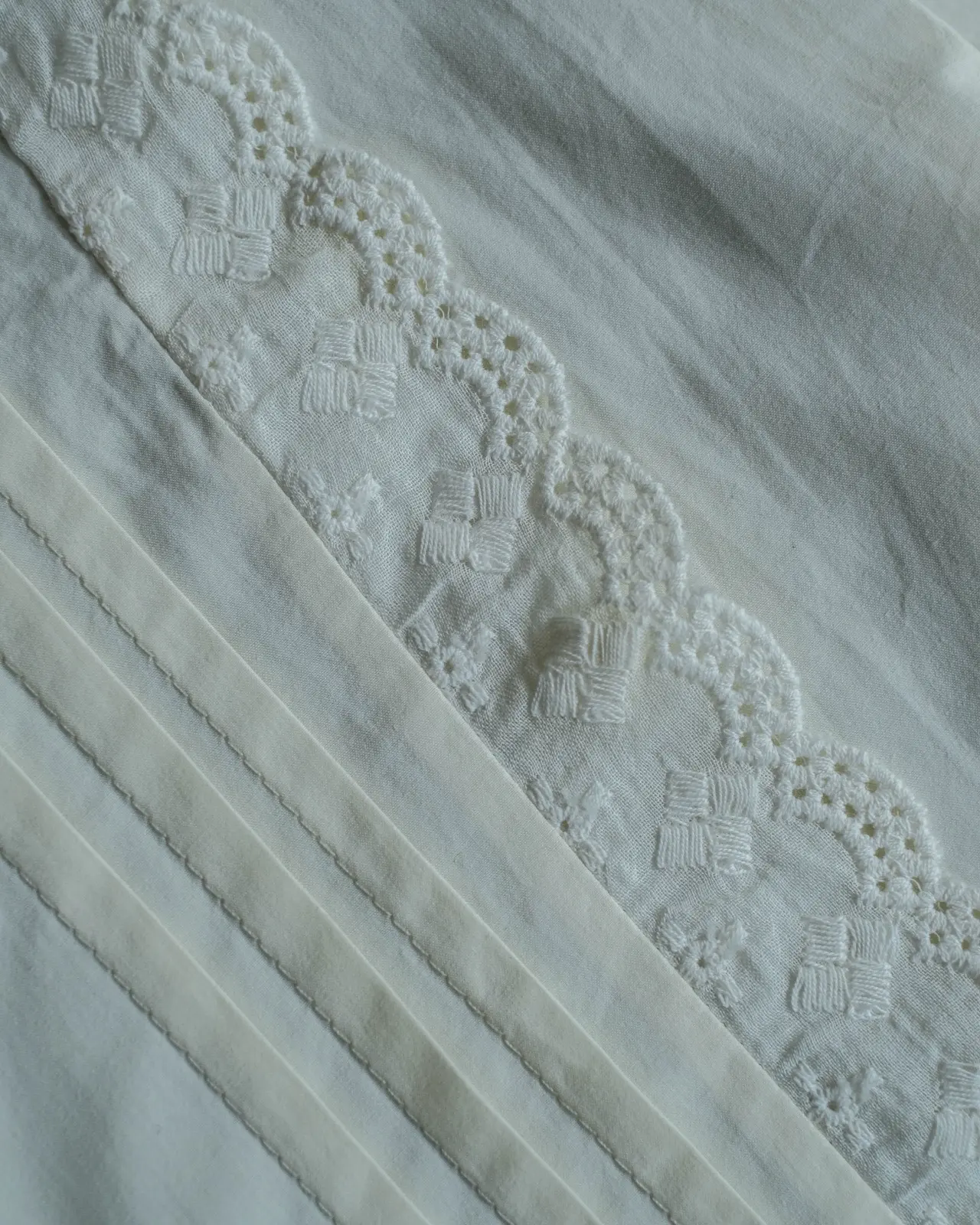 Emire Shirt Kode 175F Ivory - Image 3