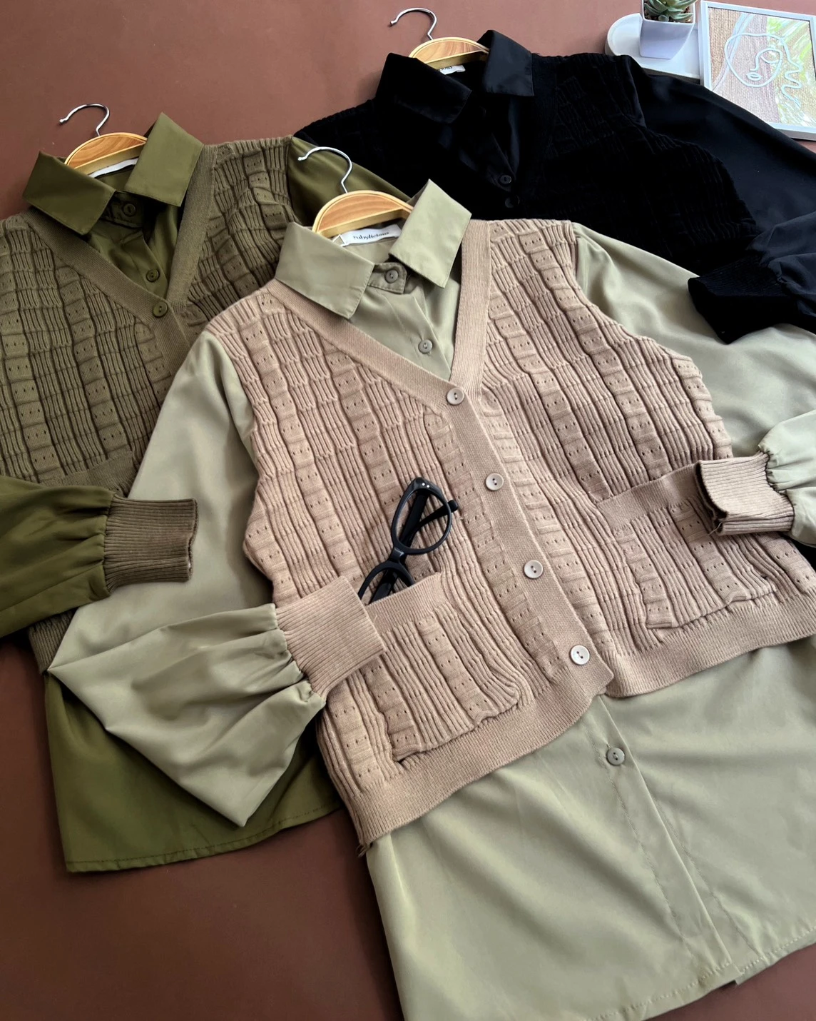 Alternative view of Jerina Shirt Kode 289G Army