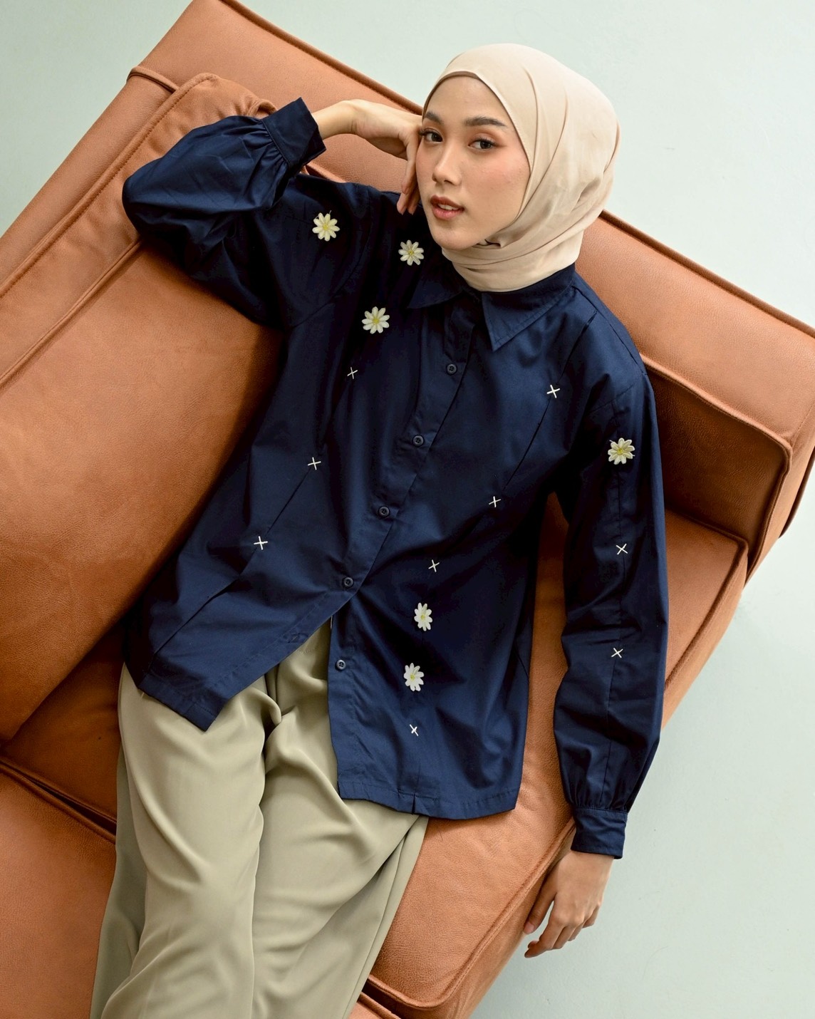 Lilian Shirt Midnight Blue - Image 3