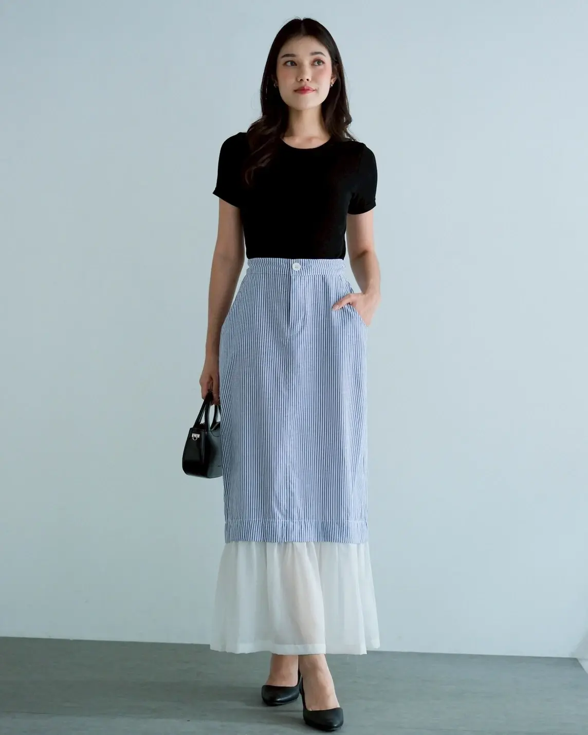 Reya Skirt Navy - Image 5