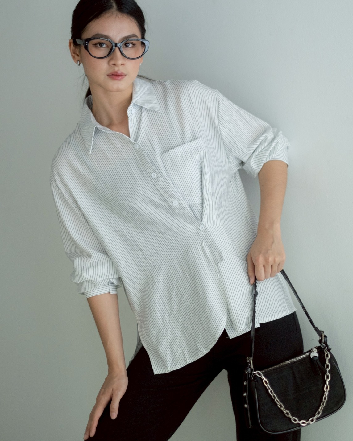 Aisy Stripe Shiirt Kode 377G White