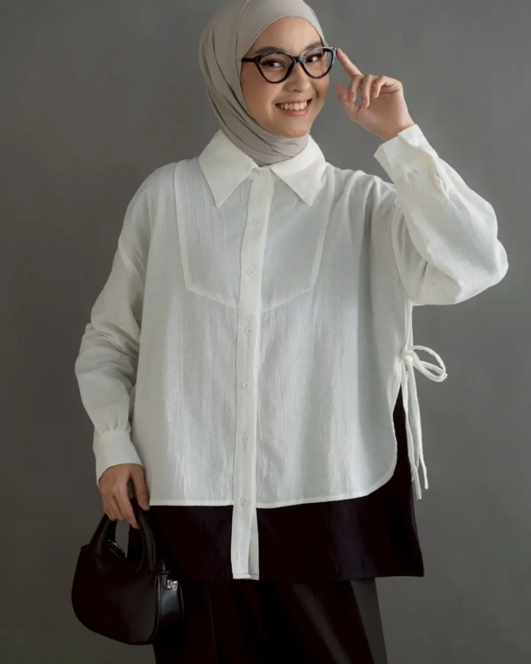 Belsya Shirt Kode Rb 012 Broken White