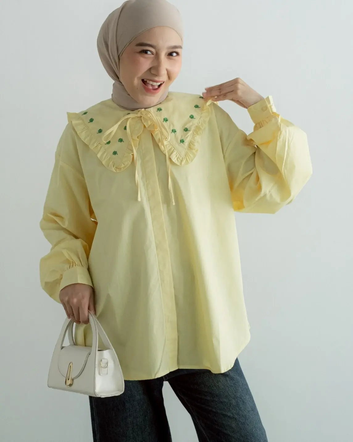 Niamh Shirt Kode 80103 Pale Banana