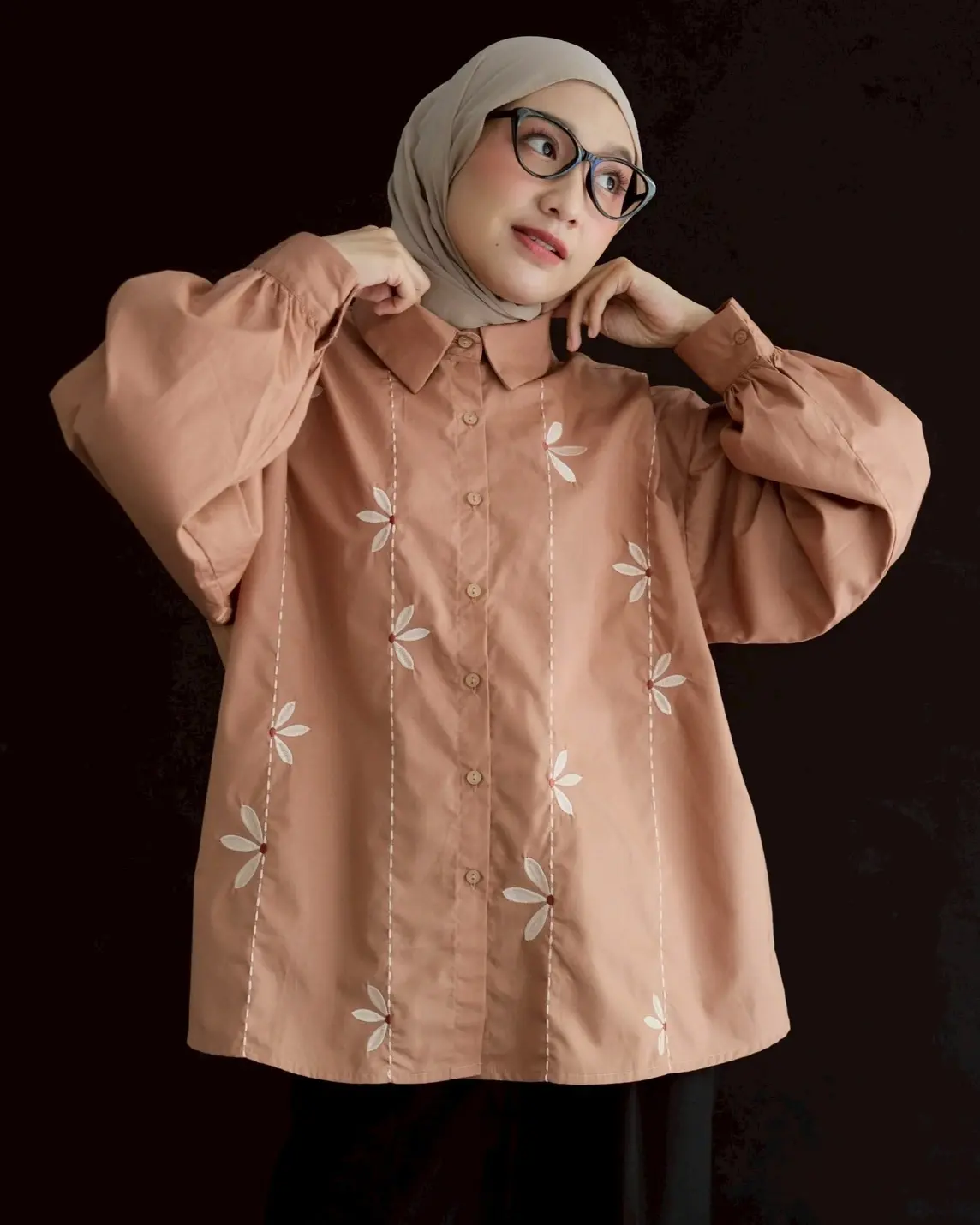 Goutre Shirt Kode 20330 Mocca Mouse - Image 3