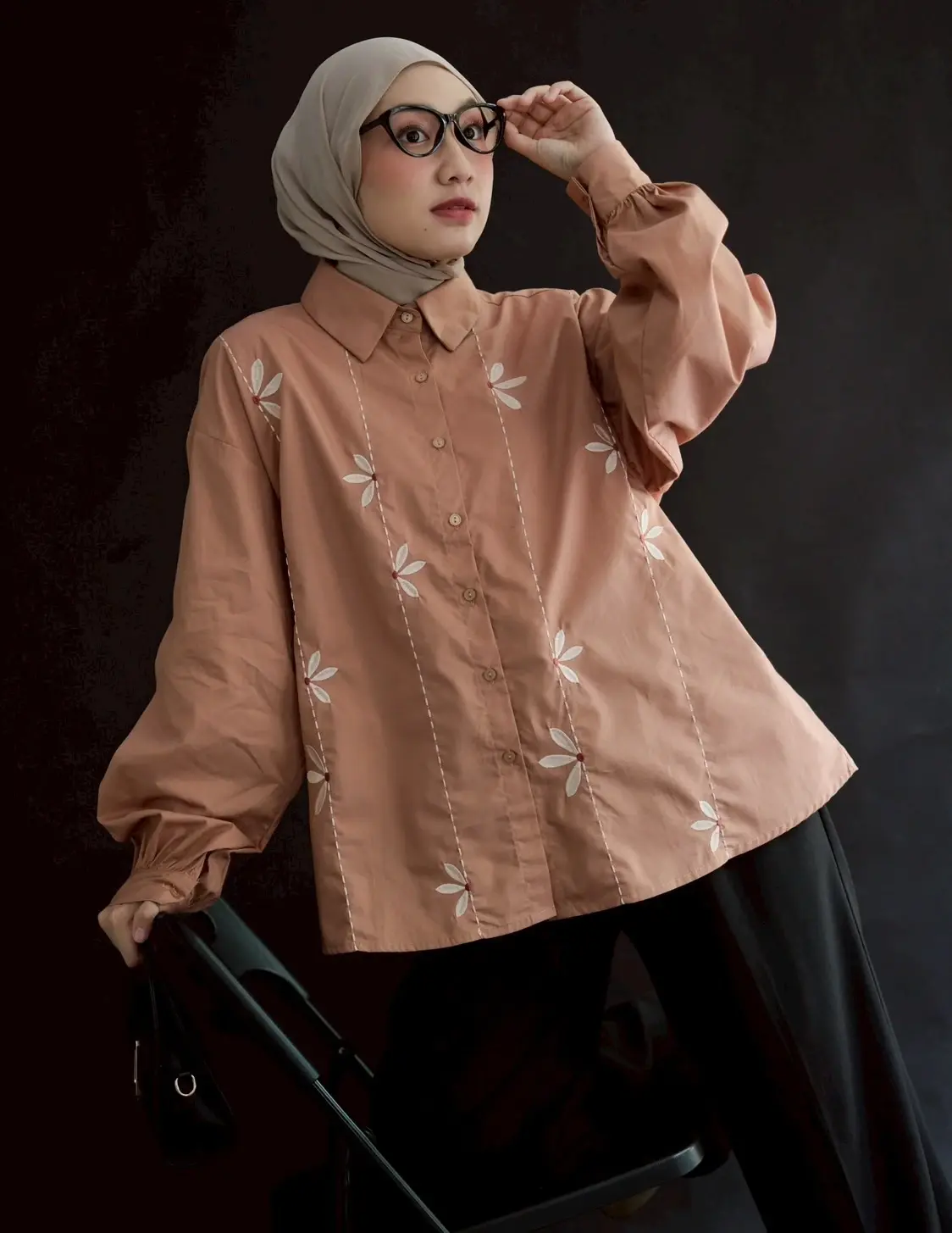 Goutre Shirt Kode 20330 Mocca Mouse - Image 4