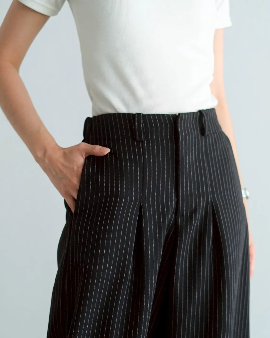 Hyuna Stripe Pants Kode 25405 Black - Image 4