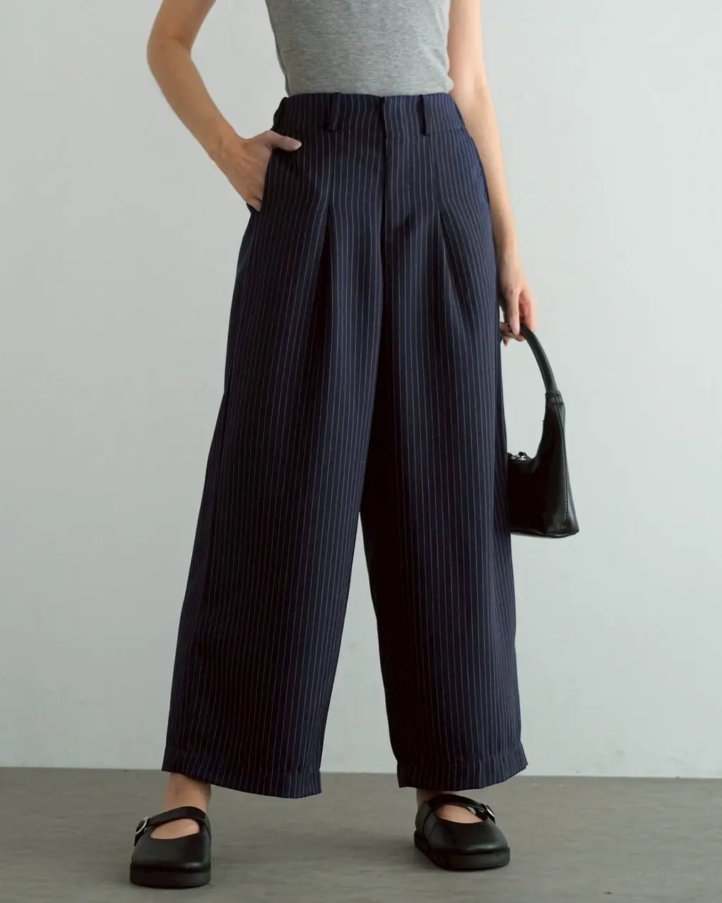 Hyuna Stripe Pants Kode 25405 Navy - Image 4