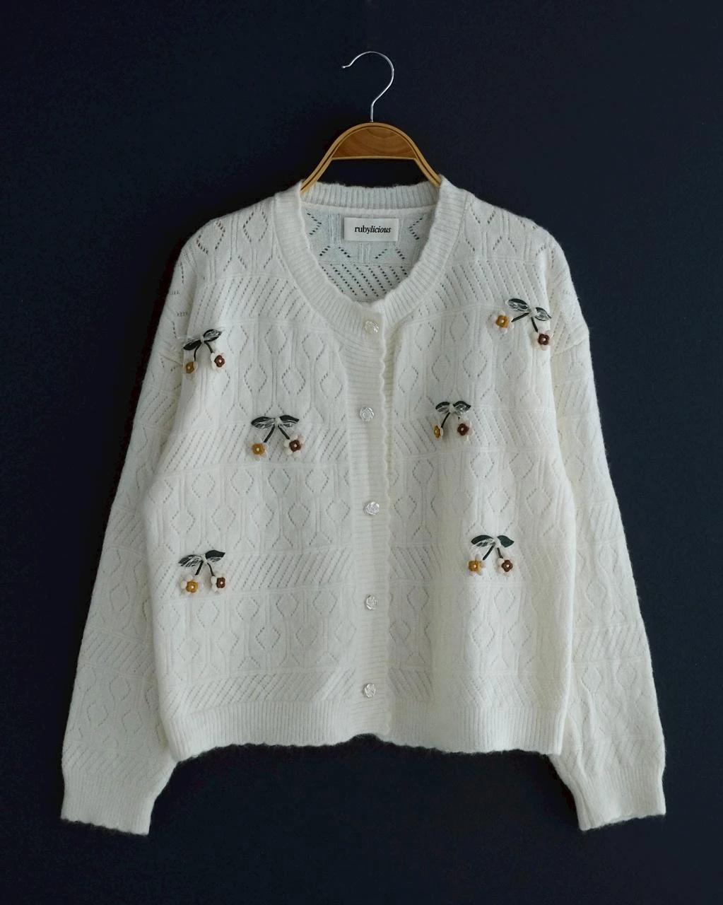 Dexora Cardi Kode 498F Broken White