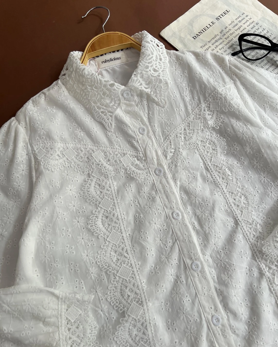 Alternative view of Lavanya Shirt Kode 718G Broken White