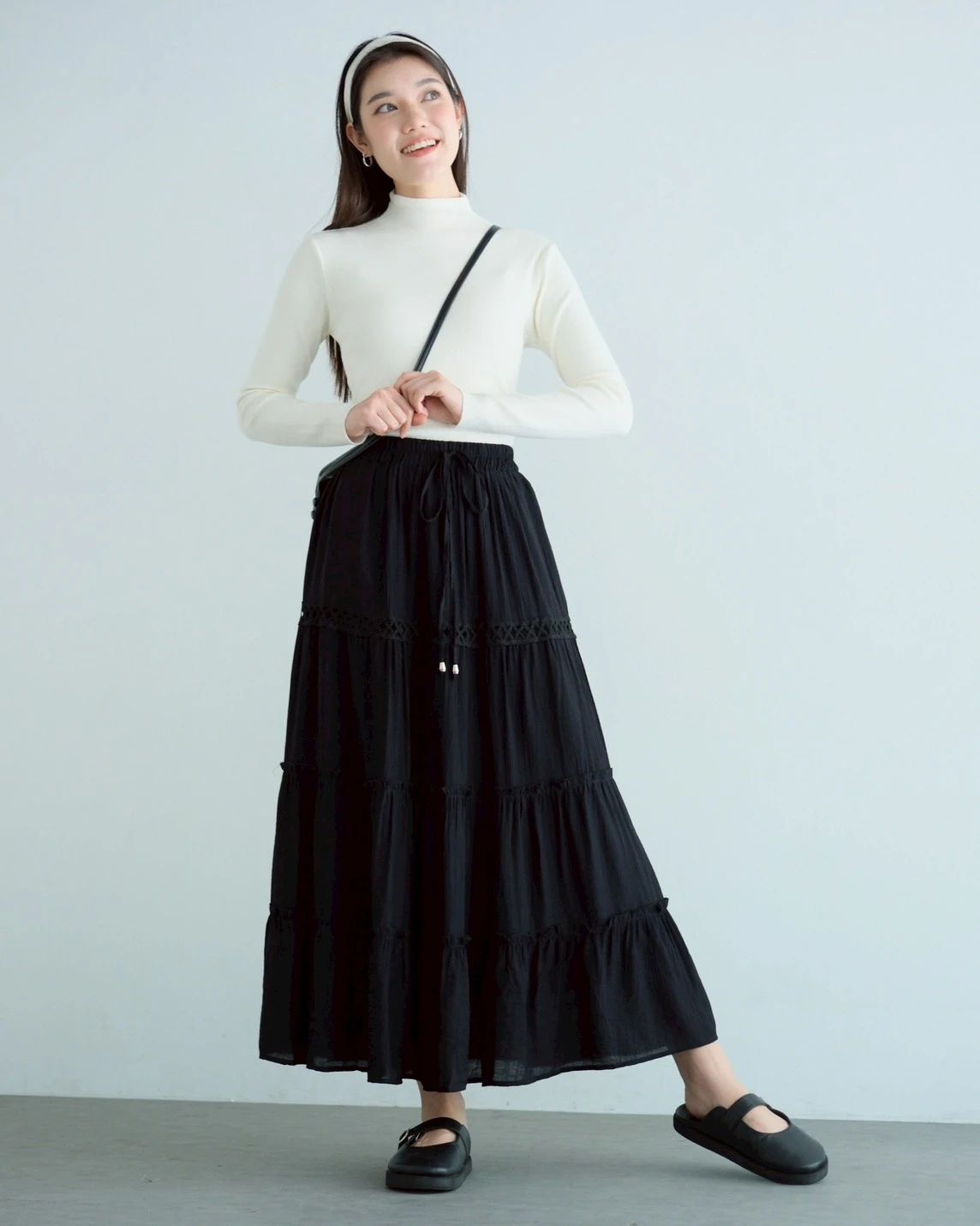 Alternative view of Celmira Skirt Kode 290G Black