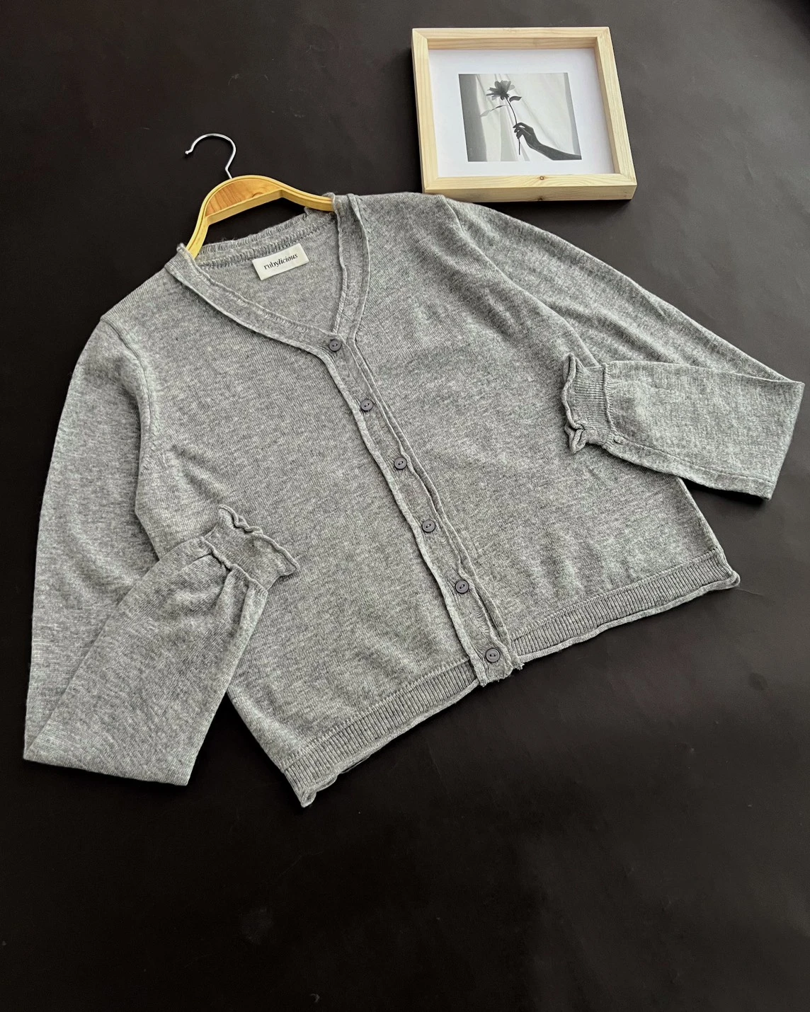 Hawra Cardigan Kode 302H Misty Grey