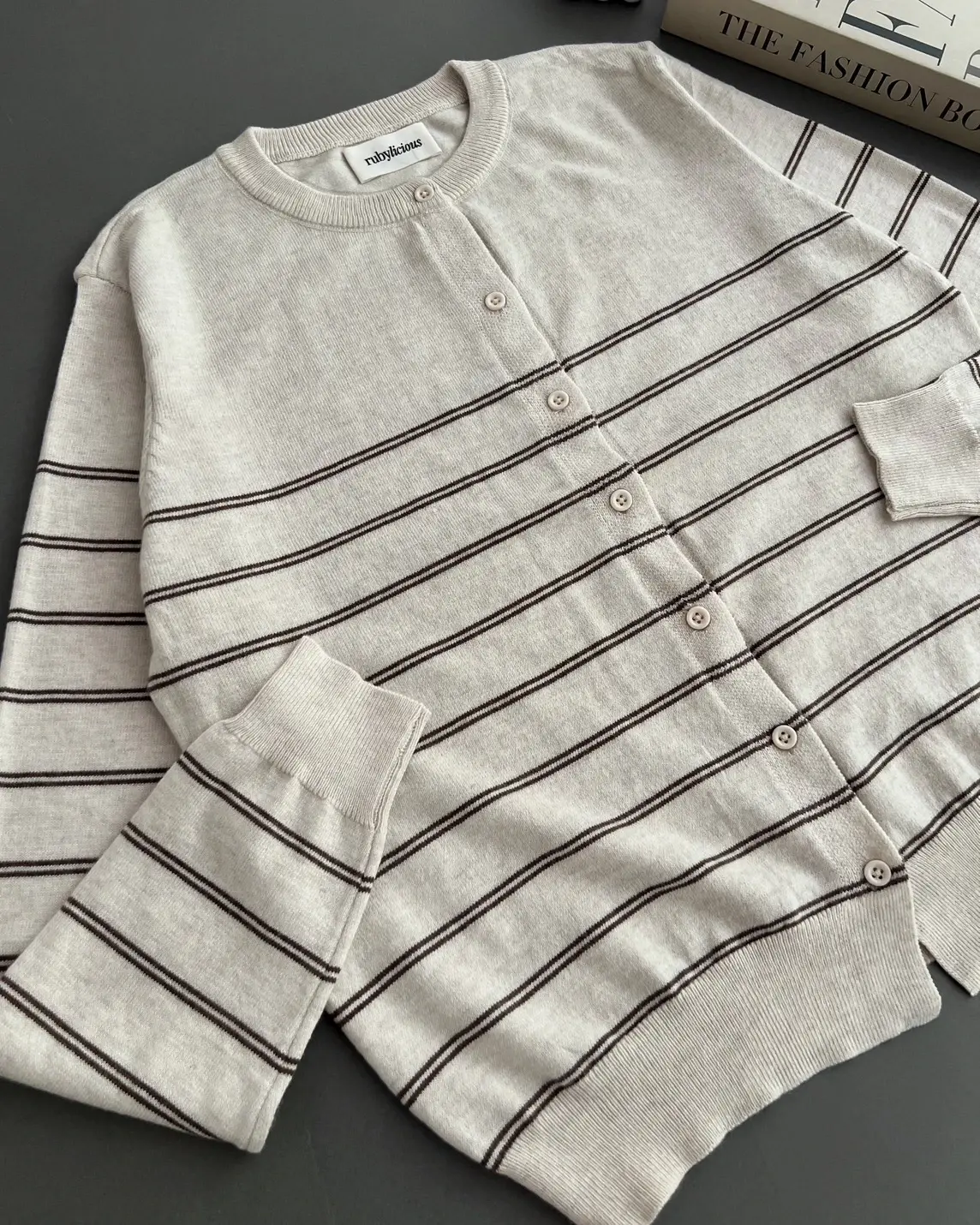 Kharsa Cardigan Kode 286H Beige - Image 2