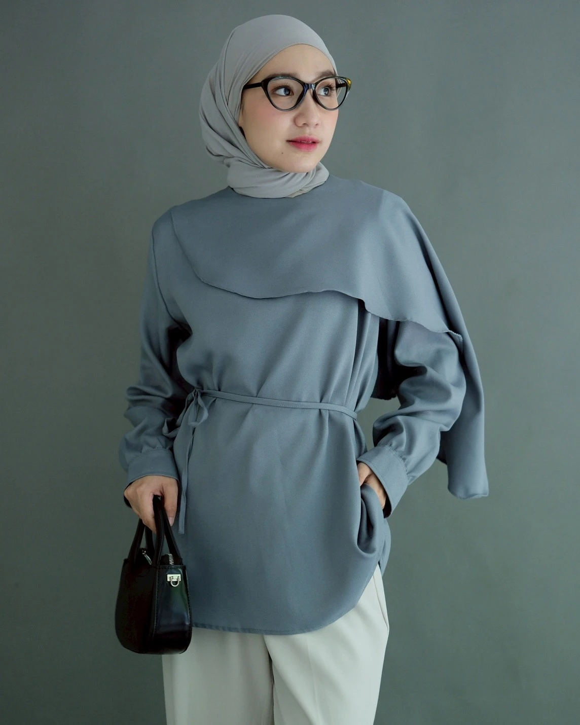 Blainn Blouse Grey