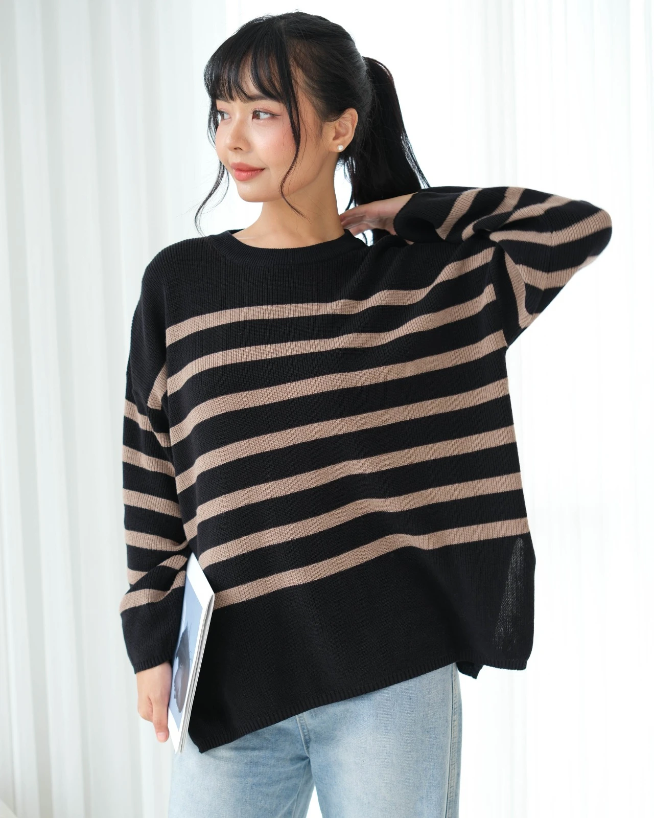 Delia Longsleeve Black