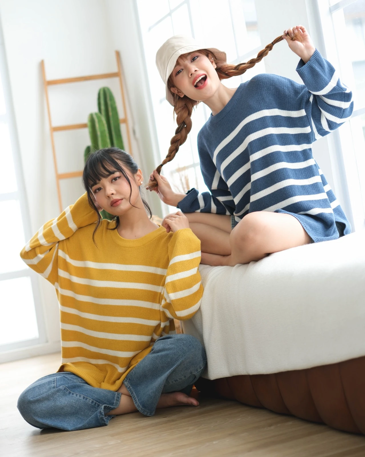 Alternative view of Delia Longsleeve Mustard