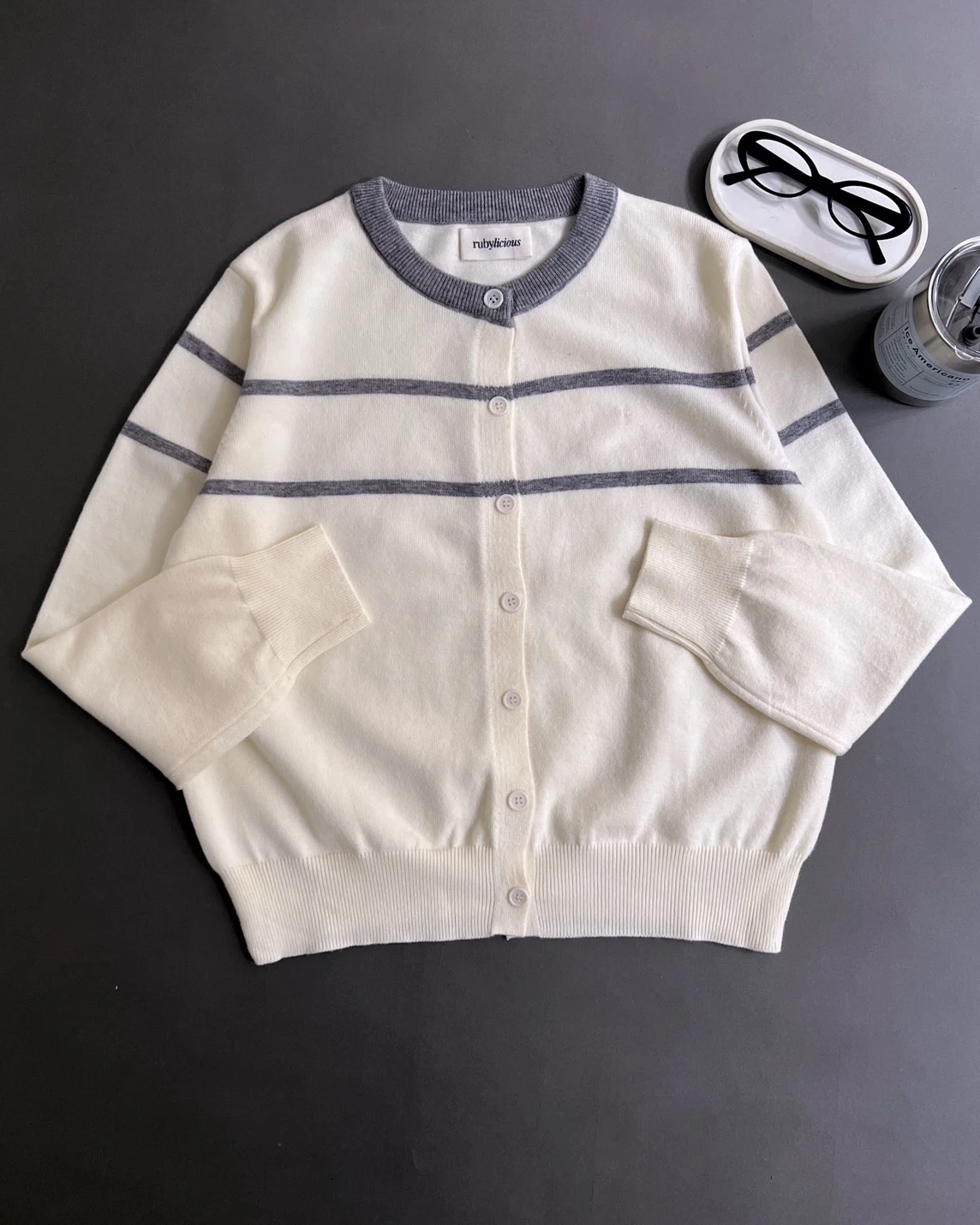 Dashel Cardigan Kode 240 A Ivory