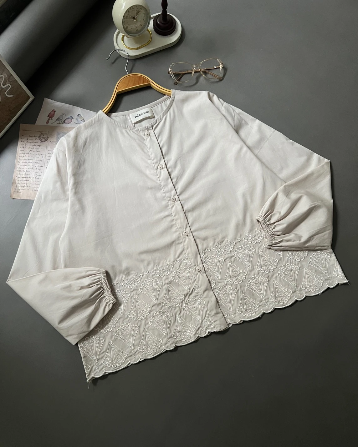 Alternative view of Howie Shirt Kode 6816 Beige