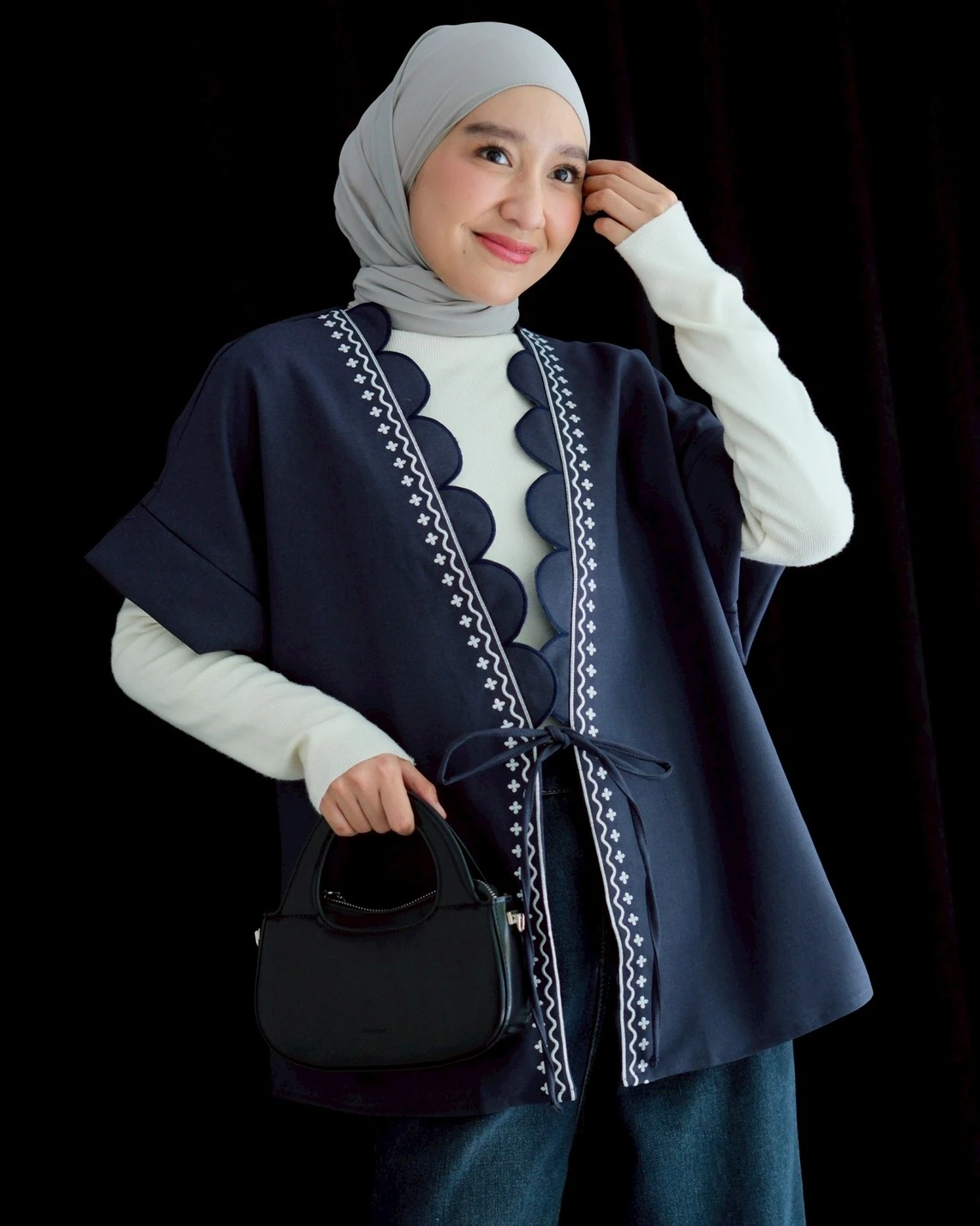 Snezha Vest Kode 20376 Navy