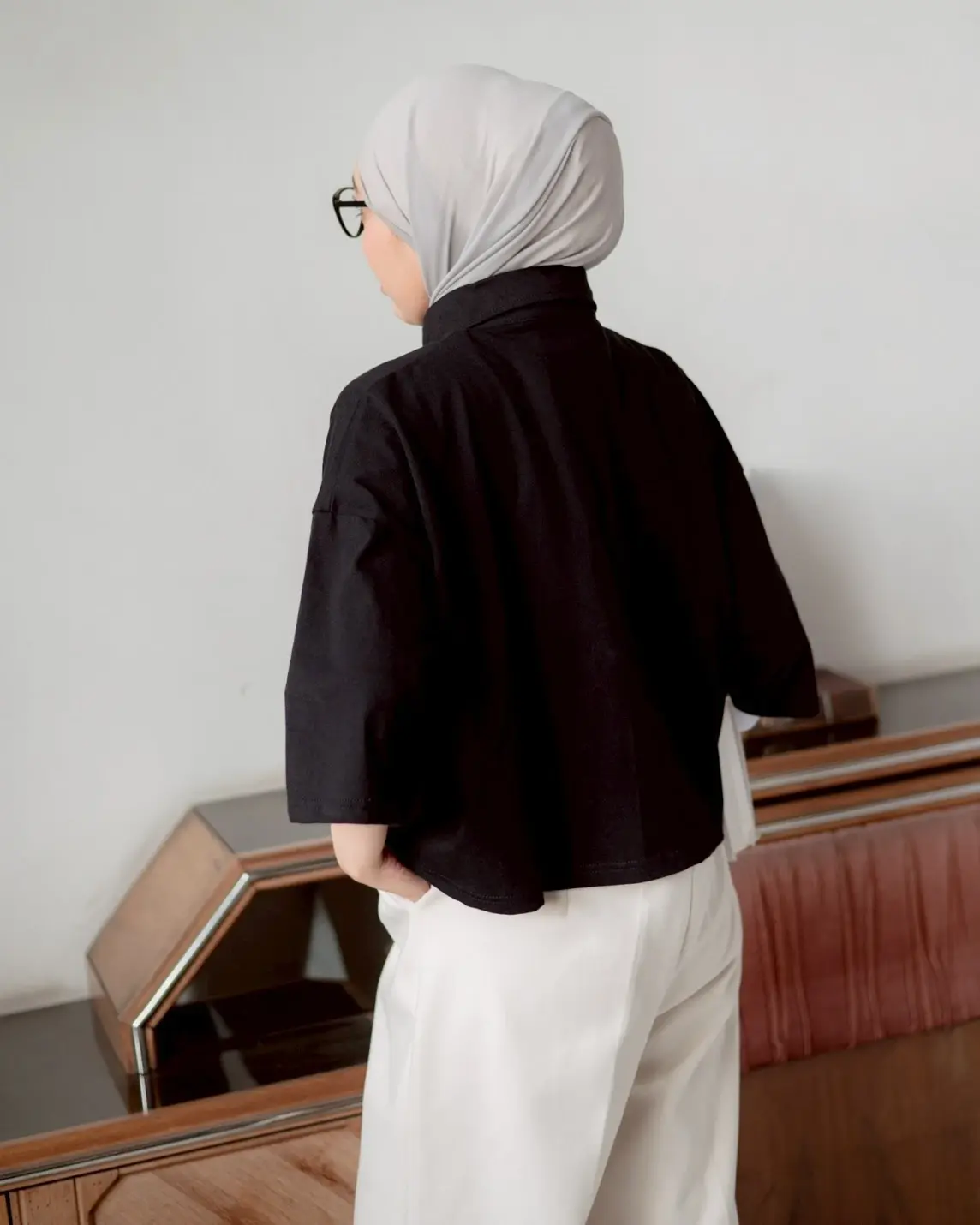 Evony Top Black - Image 2