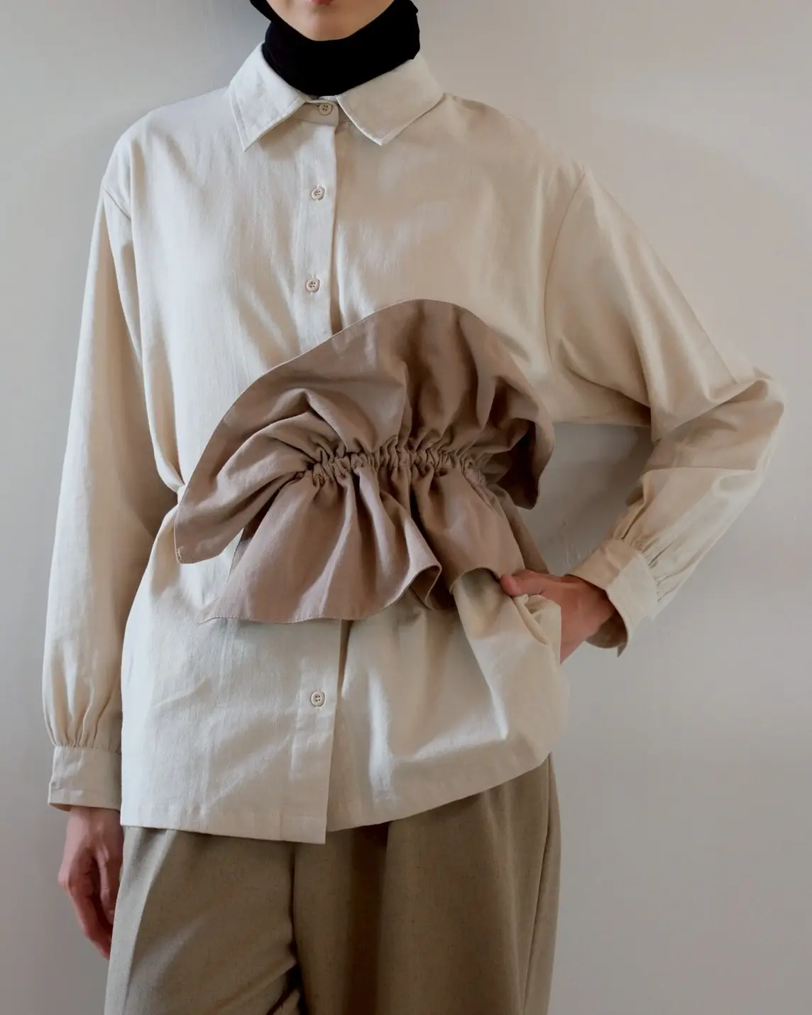 Alternative view of Hanako Shirt Khaki