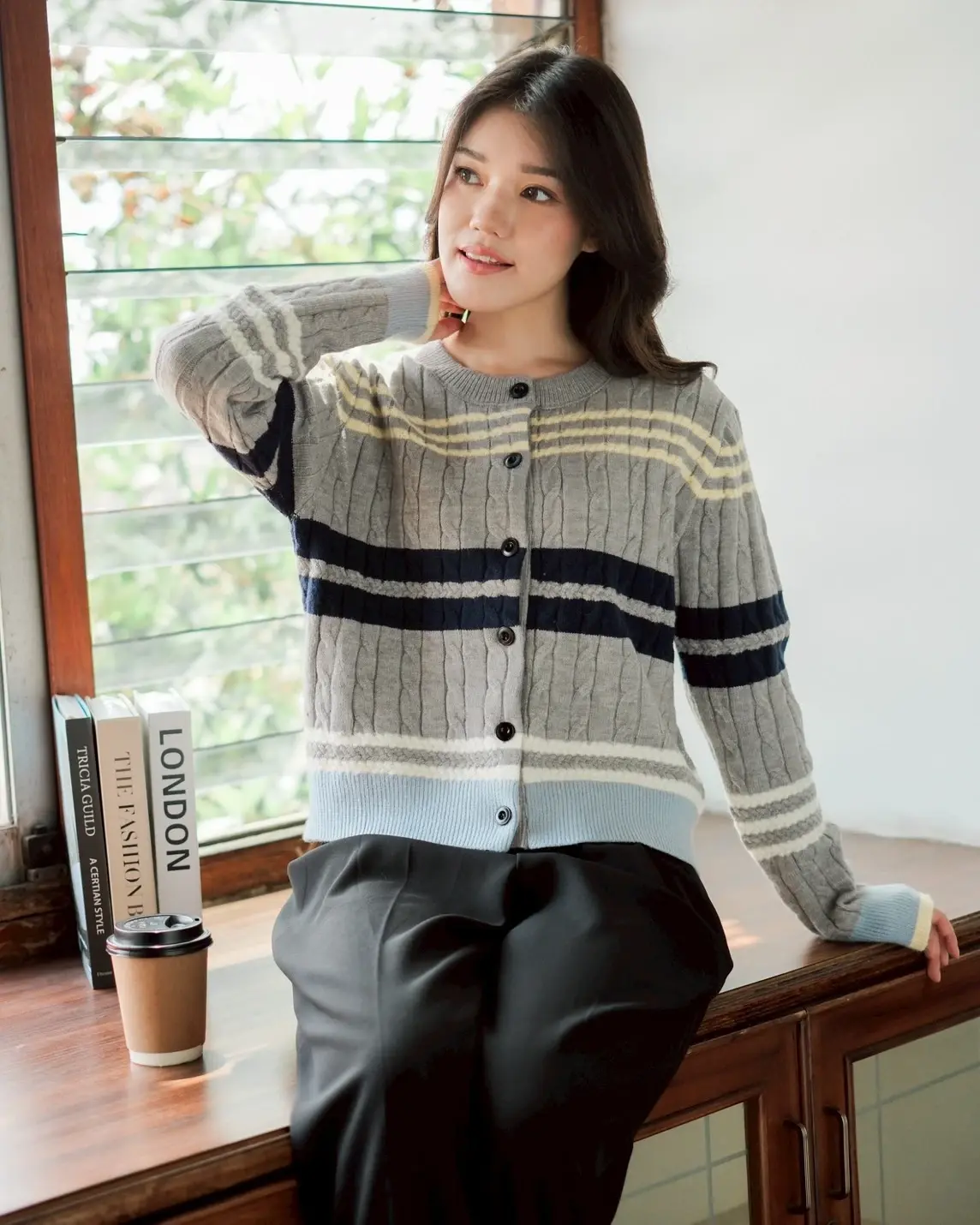 Desire Cardi Kode 56A Grey